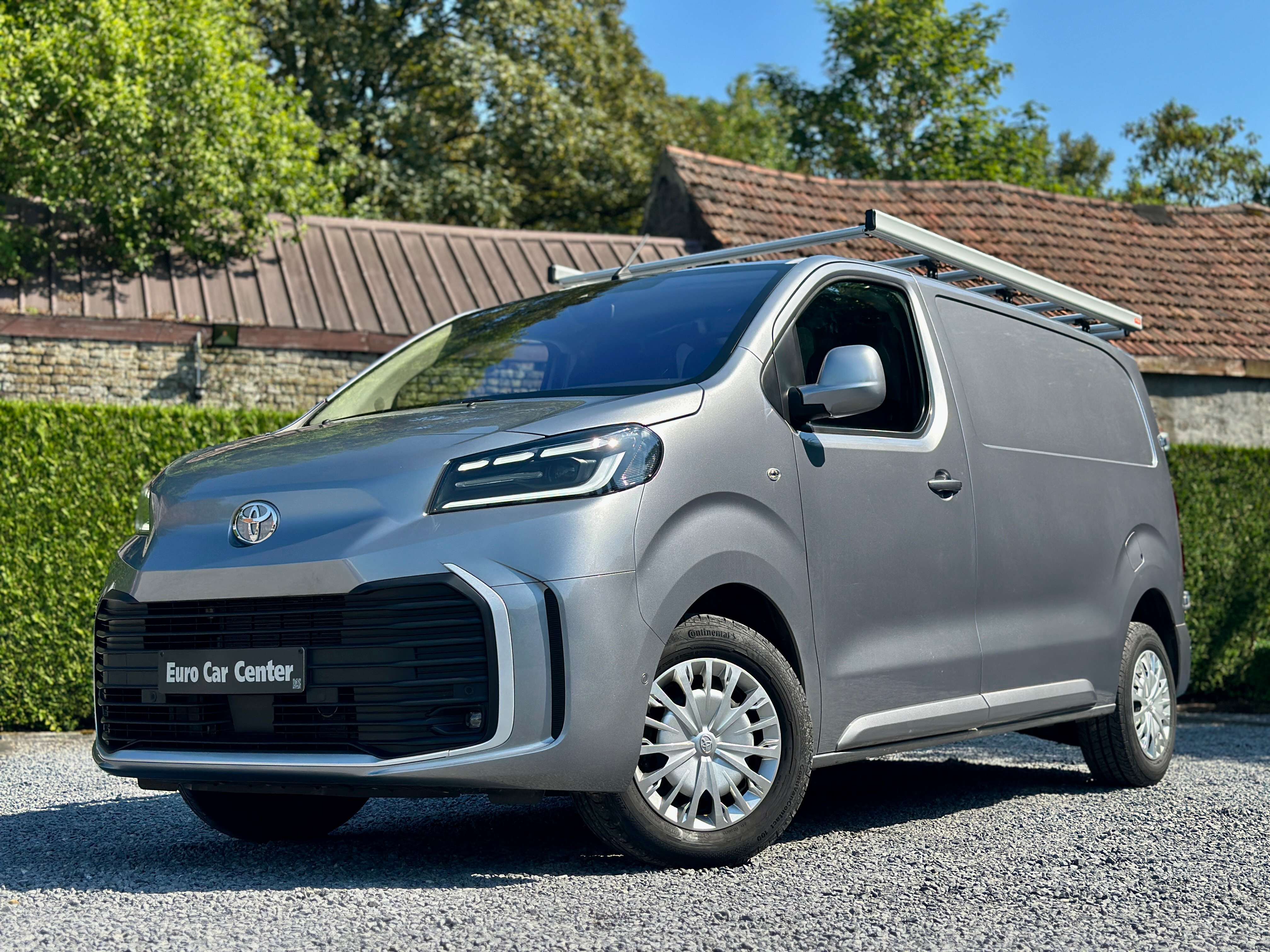 Toyota Proace 2.0d 3pl. / CARPLAY / ZETEL VERW. / DIGITAL COCKPIT /