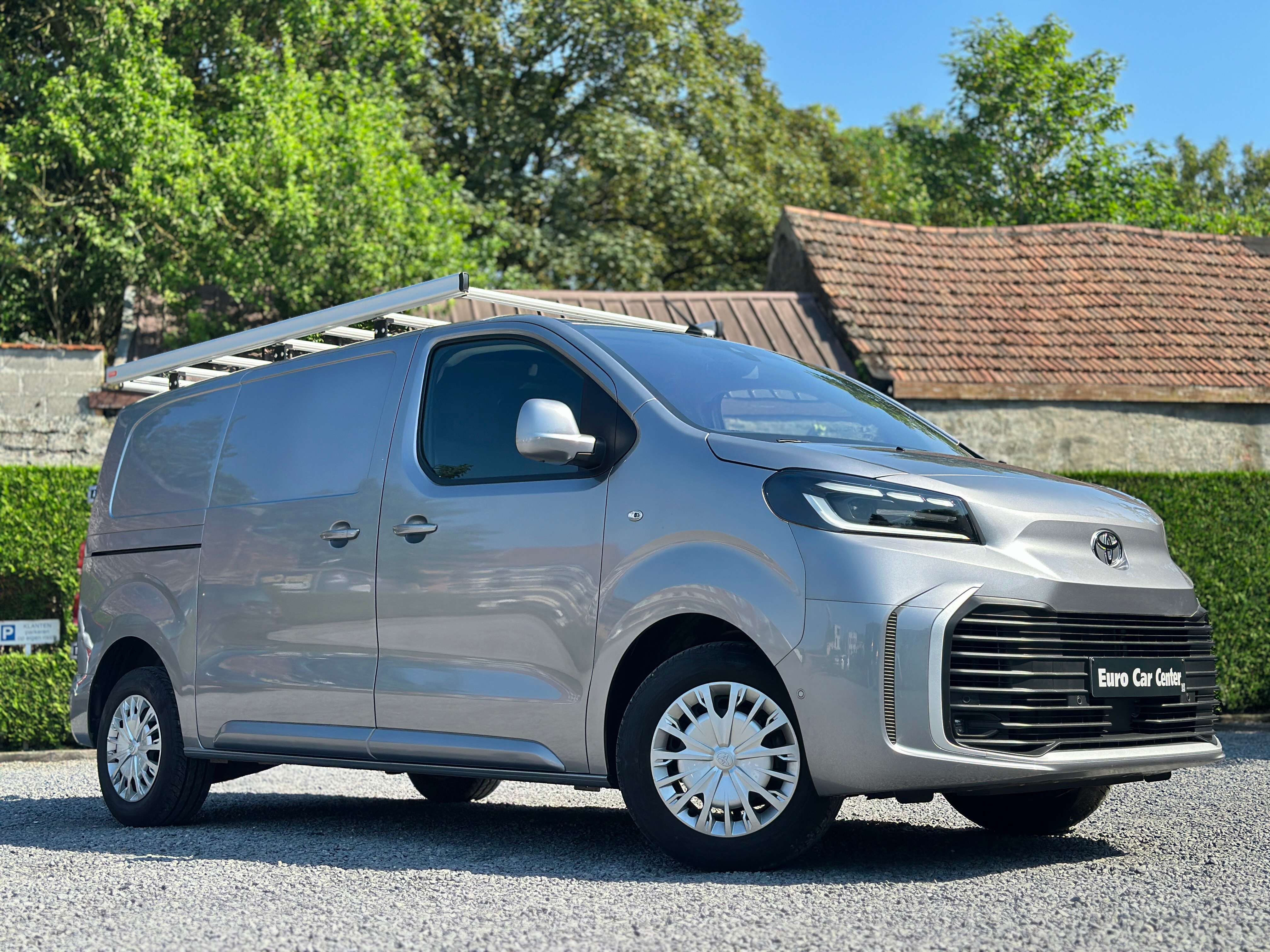 Toyota Proace 2.0d 3pl. / CARPLAY / ZETEL VERW. / DIGITAL COCKPIT /