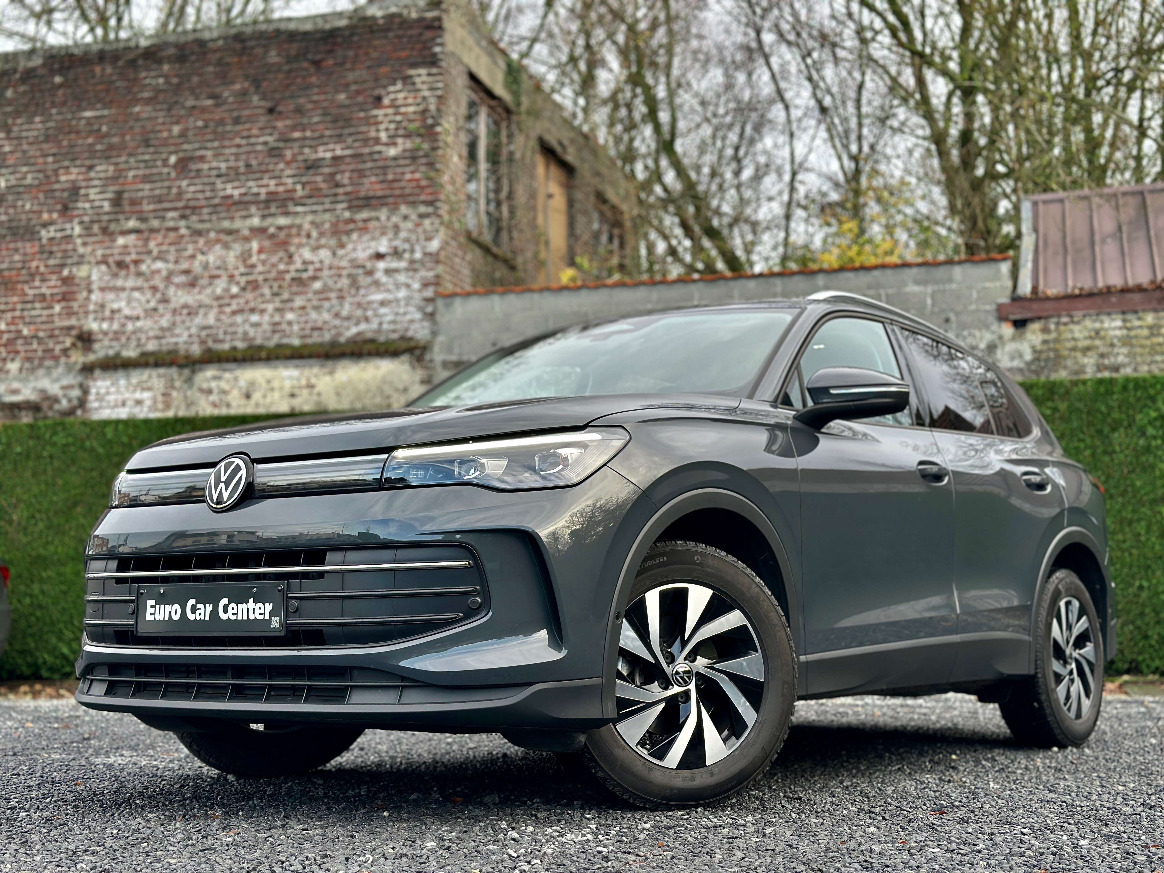 Volkswagen Tiguan 1.5 eTSi MHEV DSG / IQ Drive / 360 / DIG. COCKPIT.