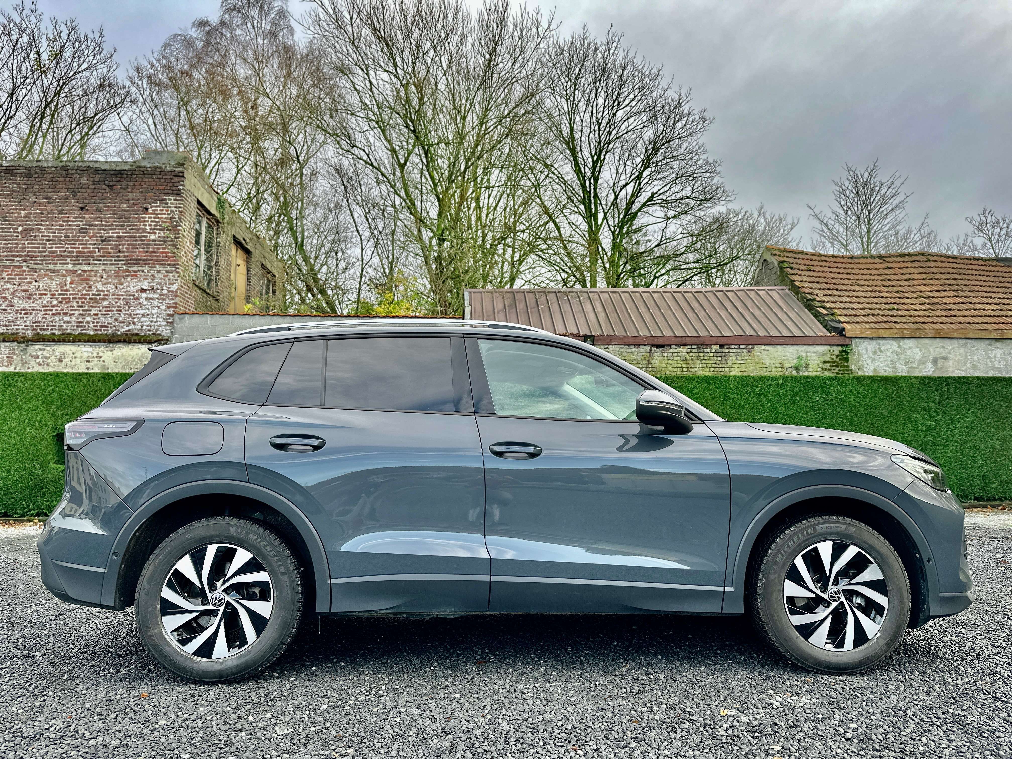 Volkswagen Tiguan 1.5 eTSi MHEV DSG / IQ Drive / 360 / DIG. COCKPIT.