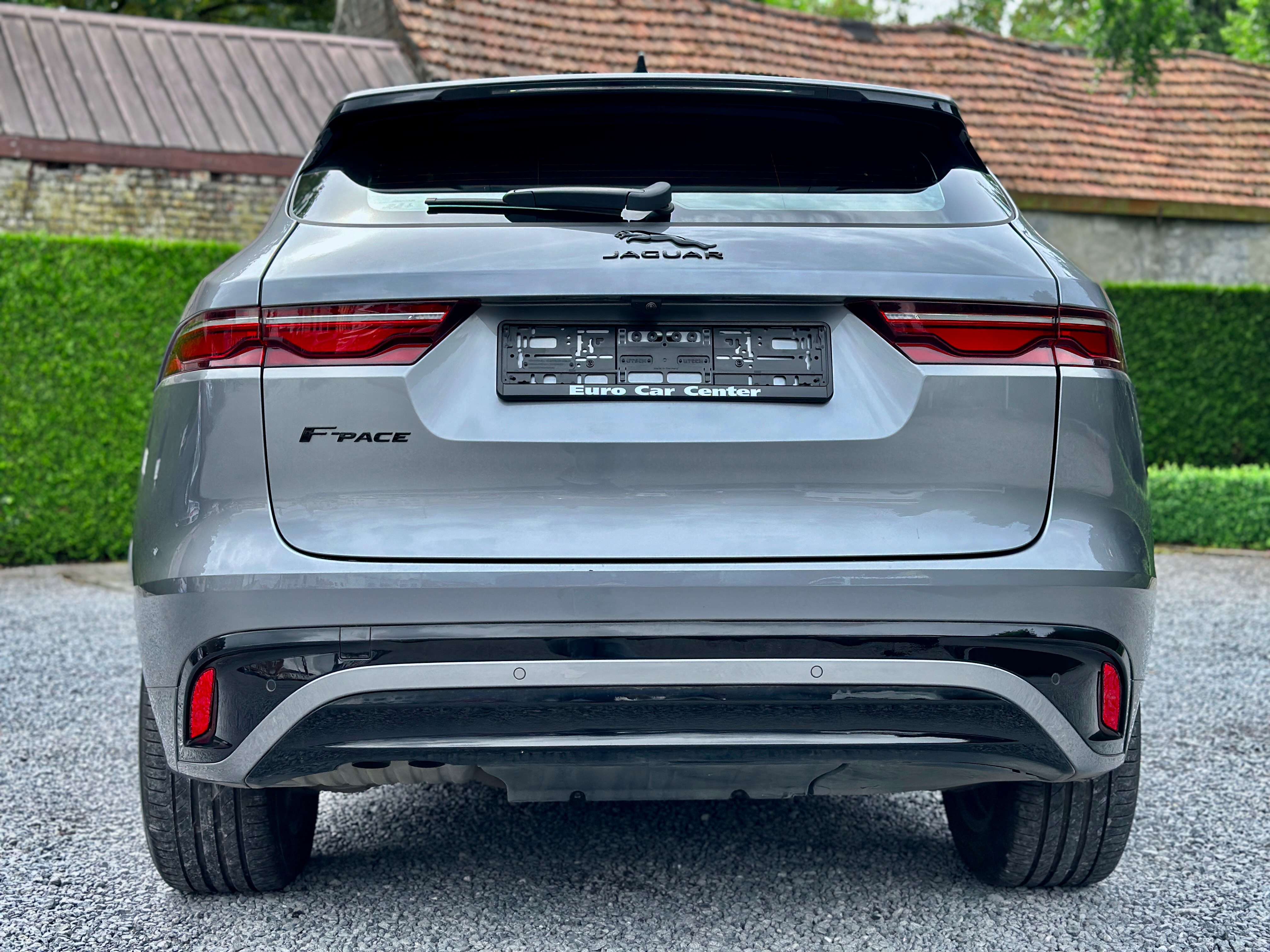 Jaguar F-Pace D200 AWD 2.0 MHEV R-Dynamic Aut. / CARPLAY / HUD / FULL ASSIST