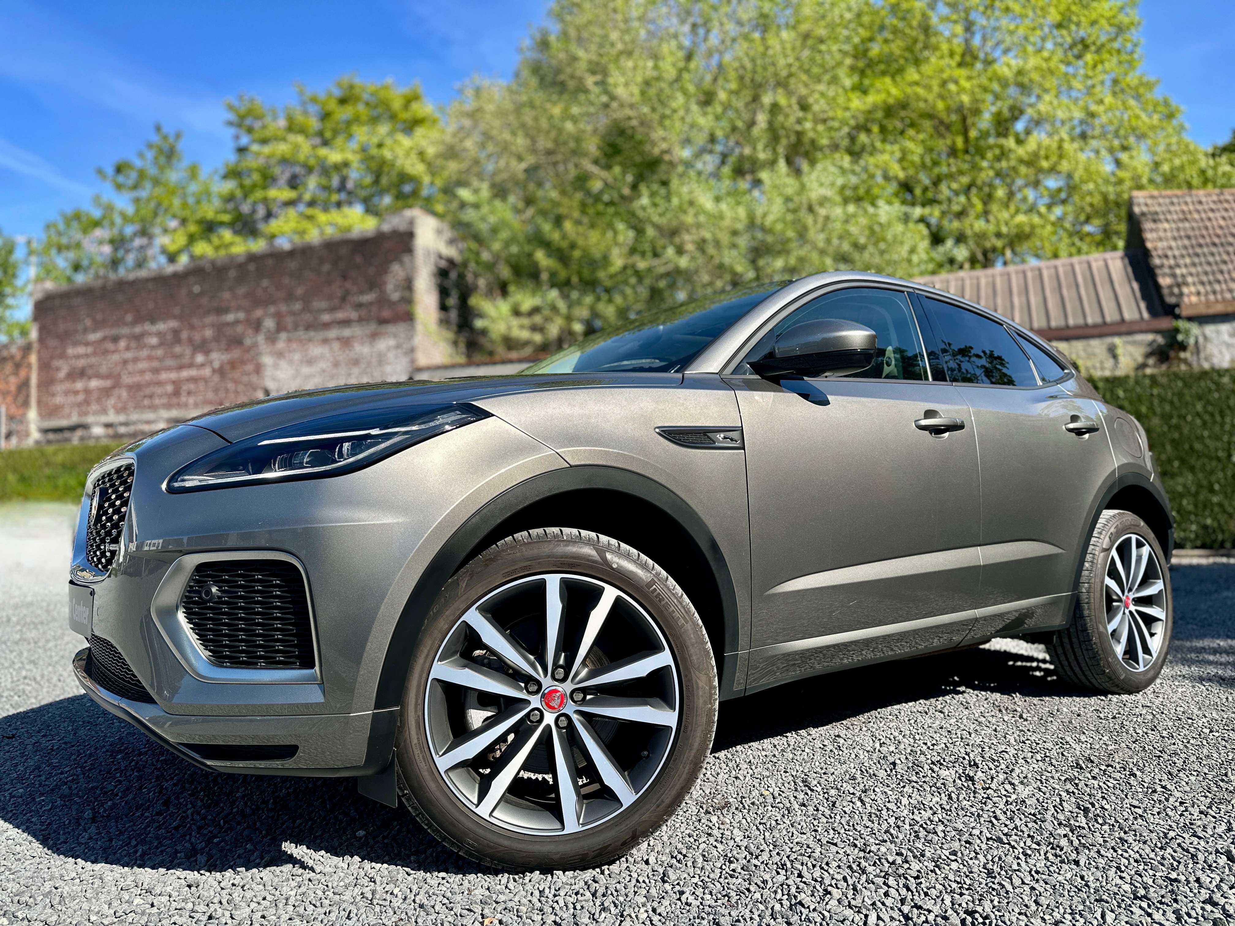 Jaguar E-Pace E-Pace PHEV 1.5 T AWD P300e R-Dynamic SE / MERIDIAN