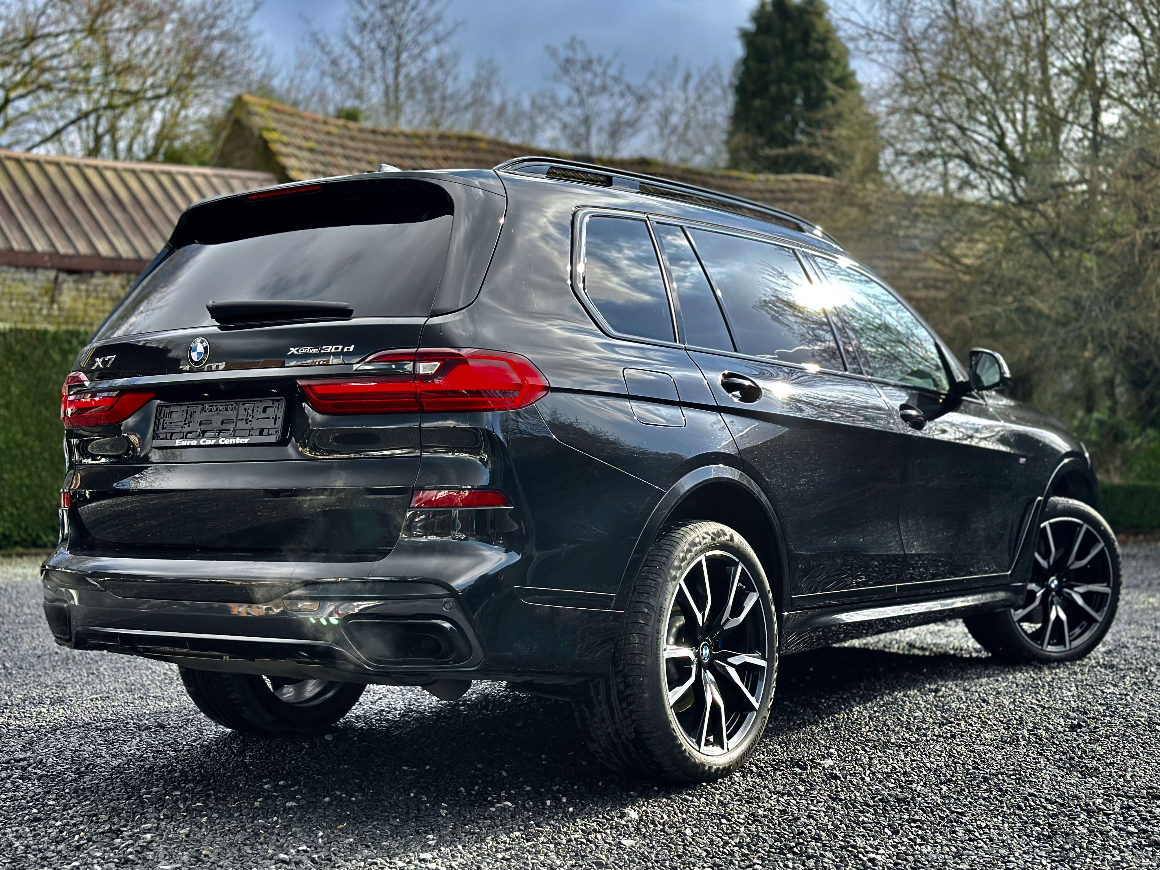 BMW X7 3.0 dAS xDrive30 M-PACK / 7pl / 360 / HUD / CARPL.