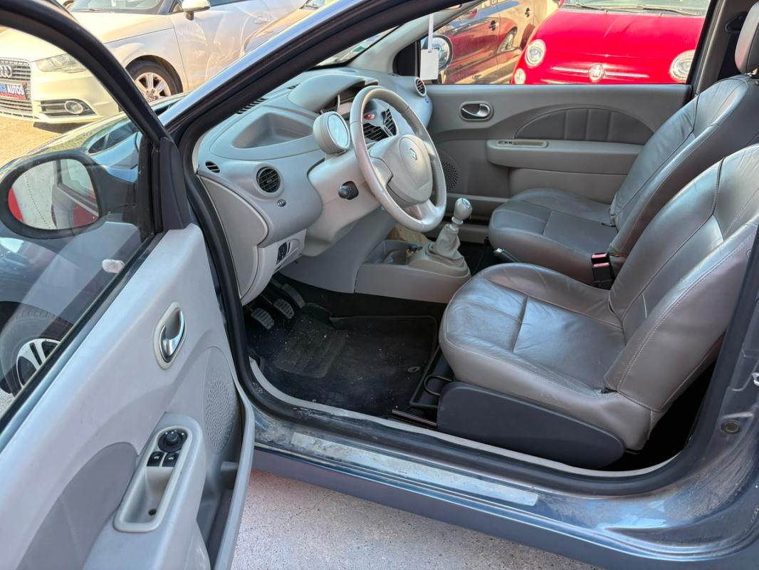 Renault Twingo 1.2L ESSENCE 75 CH- ENTIÈREMENT RÉVISÉE ET GARANTIE PENDANT 12 MOIS EUROPE