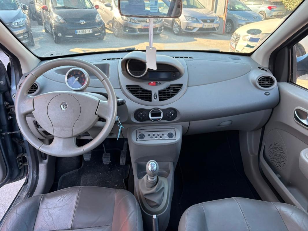 Renault Twingo 1.2L ESSENCE 75 CH- ENTIÈREMENT RÉVISÉE ET GARANTIE PENDANT 12 MOIS EUROPE