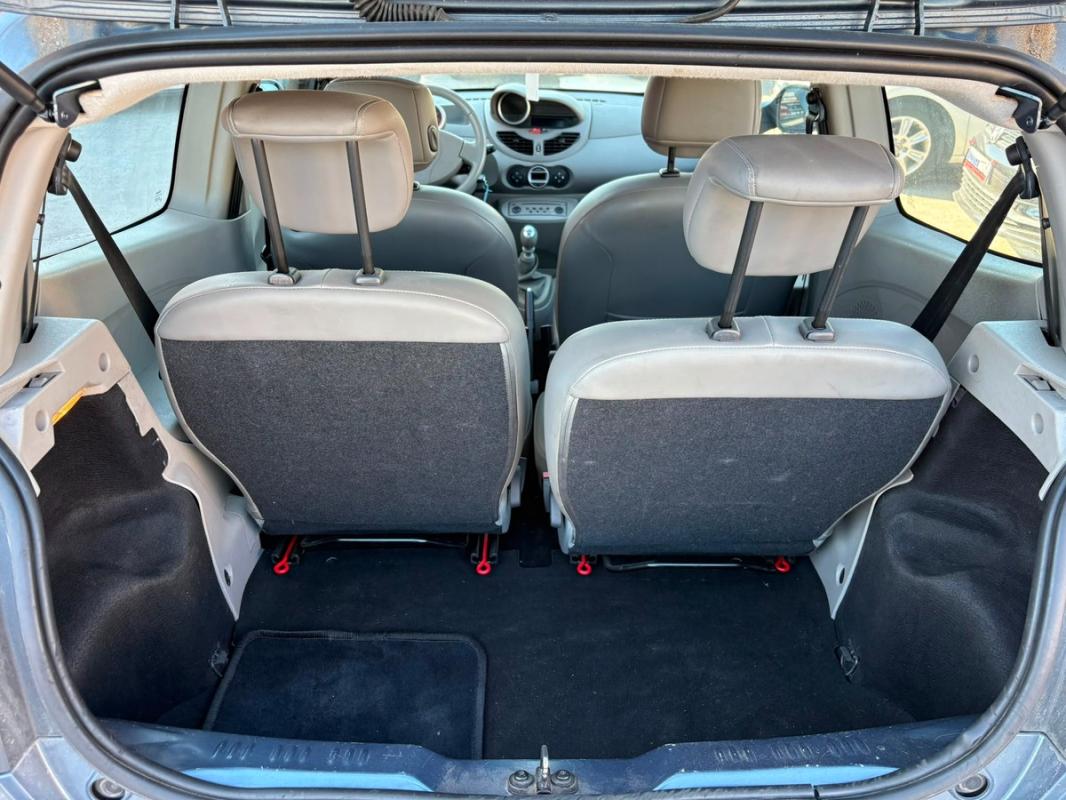Renault Twingo 1.2L ESSENCE 75 CH- ENTIÈREMENT RÉVISÉE ET GARANTIE PENDANT 12 MOIS EUROPE