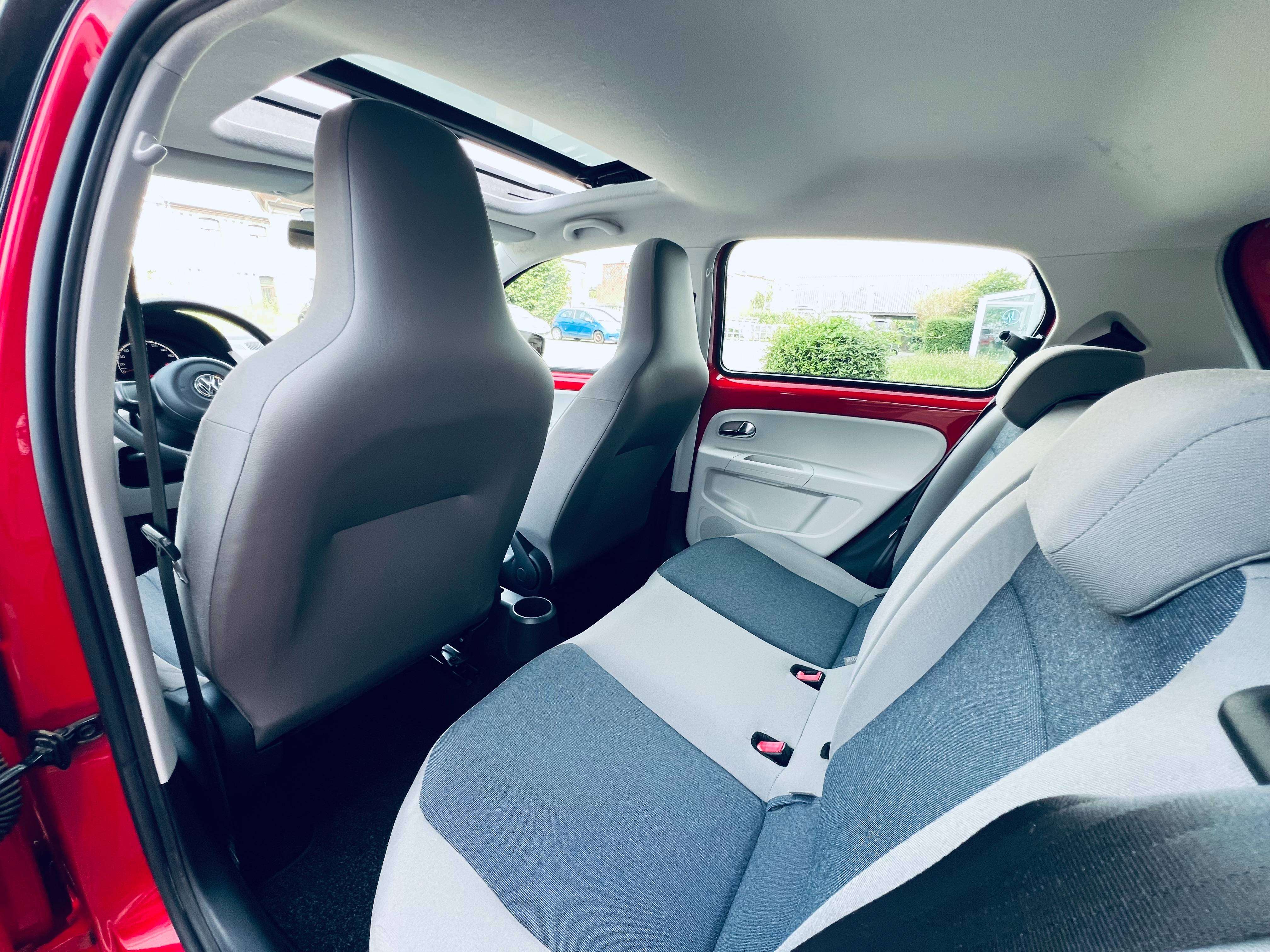 Volkswagen up! 1.0i Move up! SUNROOF+CARPASS+GARANTIE