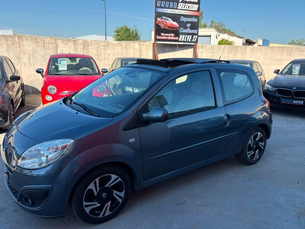 Renault Twingo 1.2L ESSENCE 75 CH- ENTIÈREMENT RÉVISÉE ET GARANTIE PENDANT 12 MOIS EUROPE