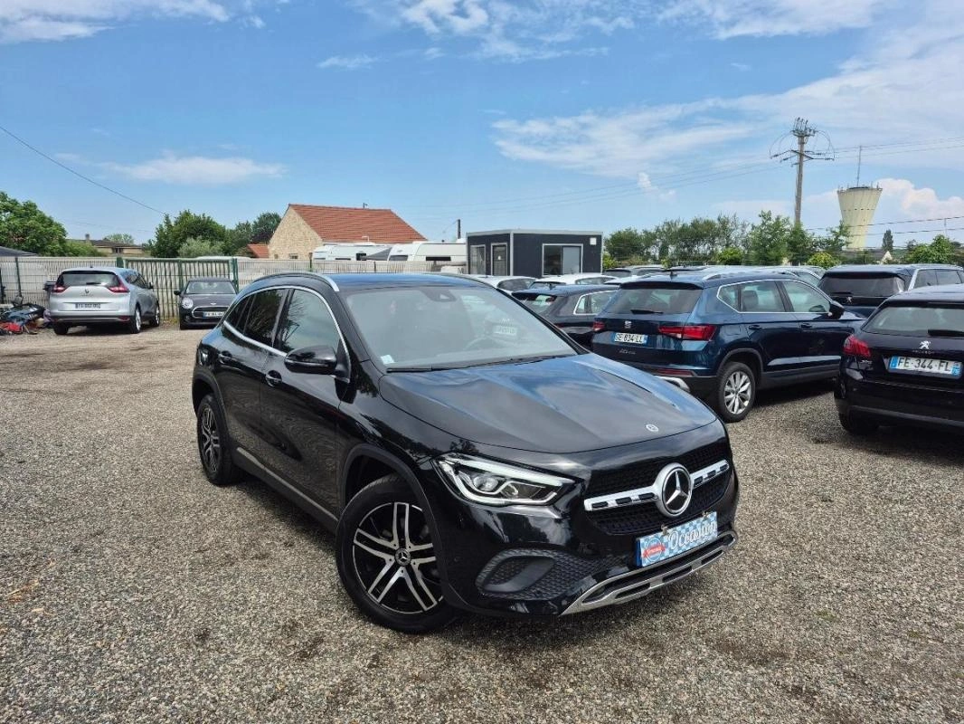Mercedes-Benz Gla 2.0 200 D 150 BUSINESS LINE 8G-DCT BVA