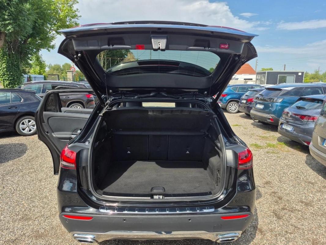 Mercedes-Benz Gla 2.0 200 D 150 BUSINESS LINE 8G-DCT BVA