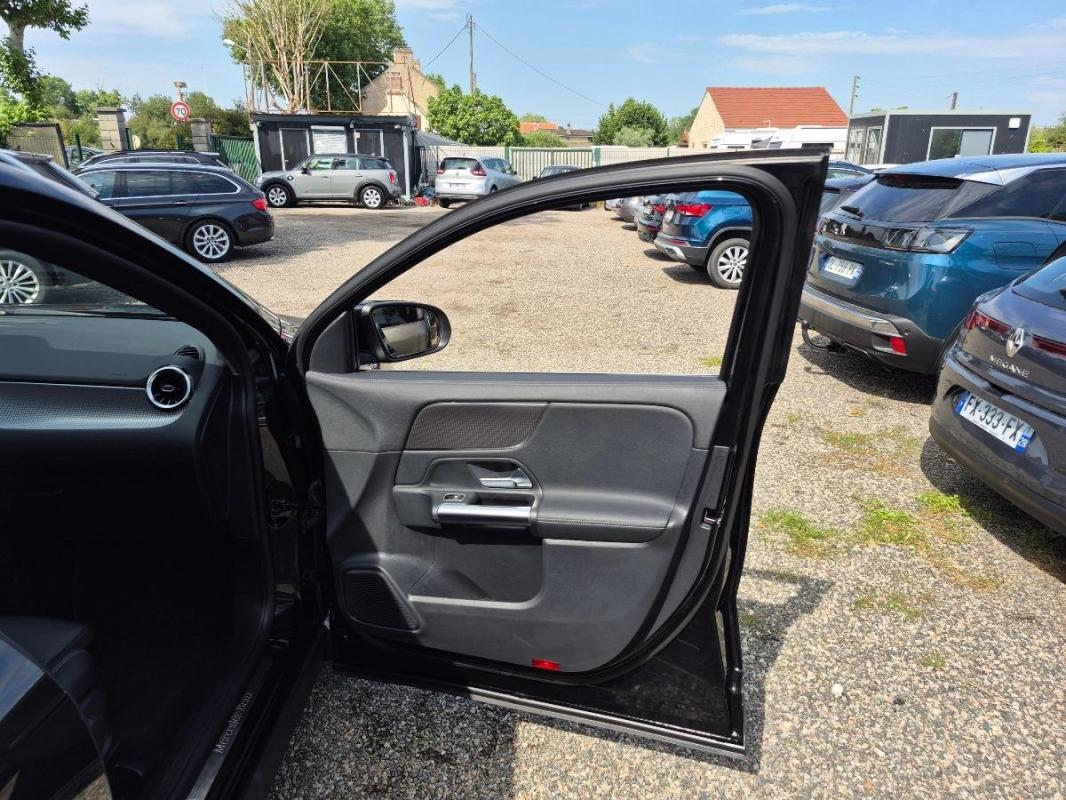 Mercedes-Benz Gla 2.0 200 D 150 BUSINESS LINE 8G-DCT BVA