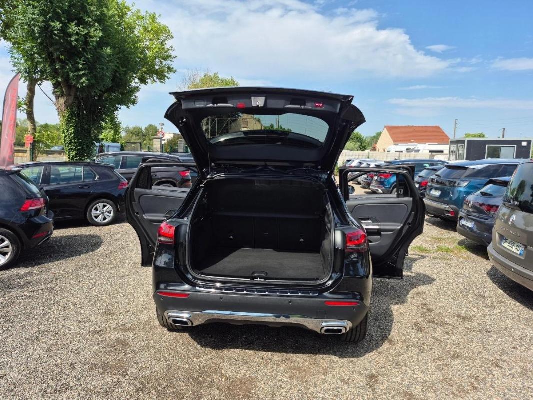Mercedes-Benz Gla 2.0 200 D 150 BUSINESS LINE 8G-DCT BVA