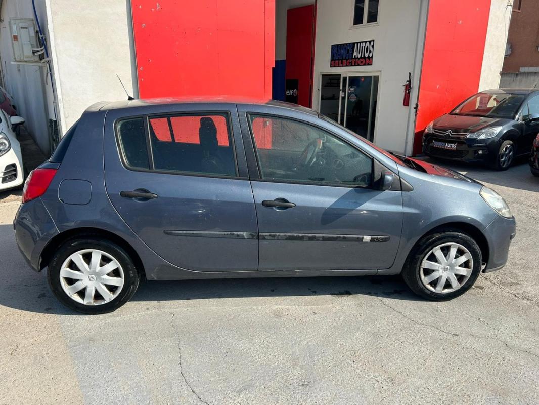 Renault Clio III 1.5L DCI 68CH KIT DE DISTRIBUTION P.E NEUVE | ENTIÈREMENT RÉVISÉE ET GARANTIE