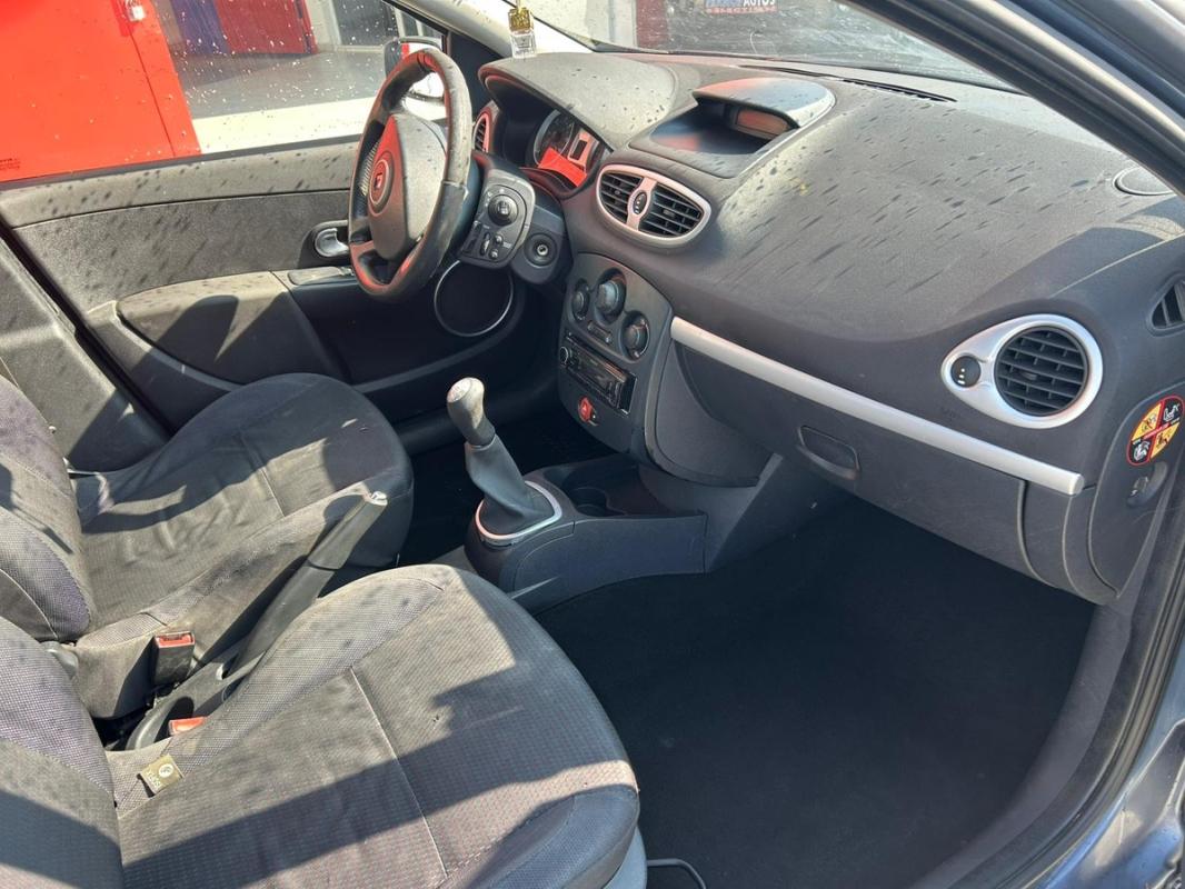 Renault Clio III 1.5L DCI 68CH KIT DE DISTRIBUTION P.E NEUVE | ENTIÈREMENT RÉVISÉE ET GARANTIE