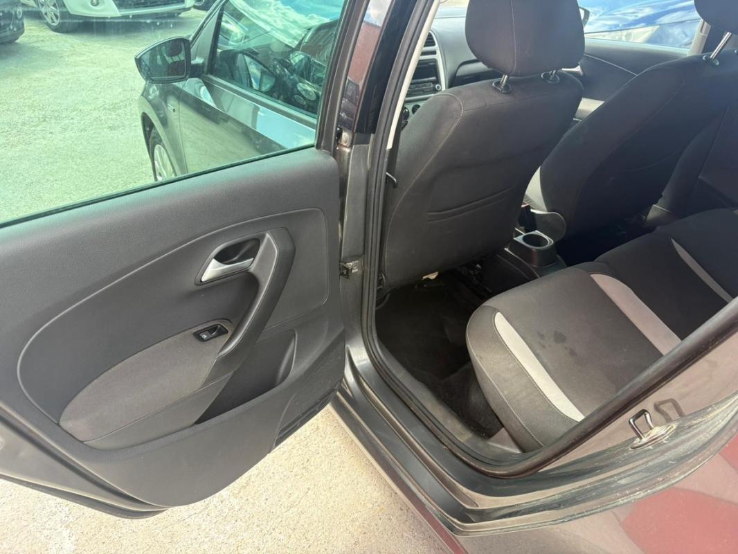 Volkswagen Polo 1.2L TDI 75CH LIFE | ENTIÈREMENT RÉVISÉE & GARANTIE EN EUROPE