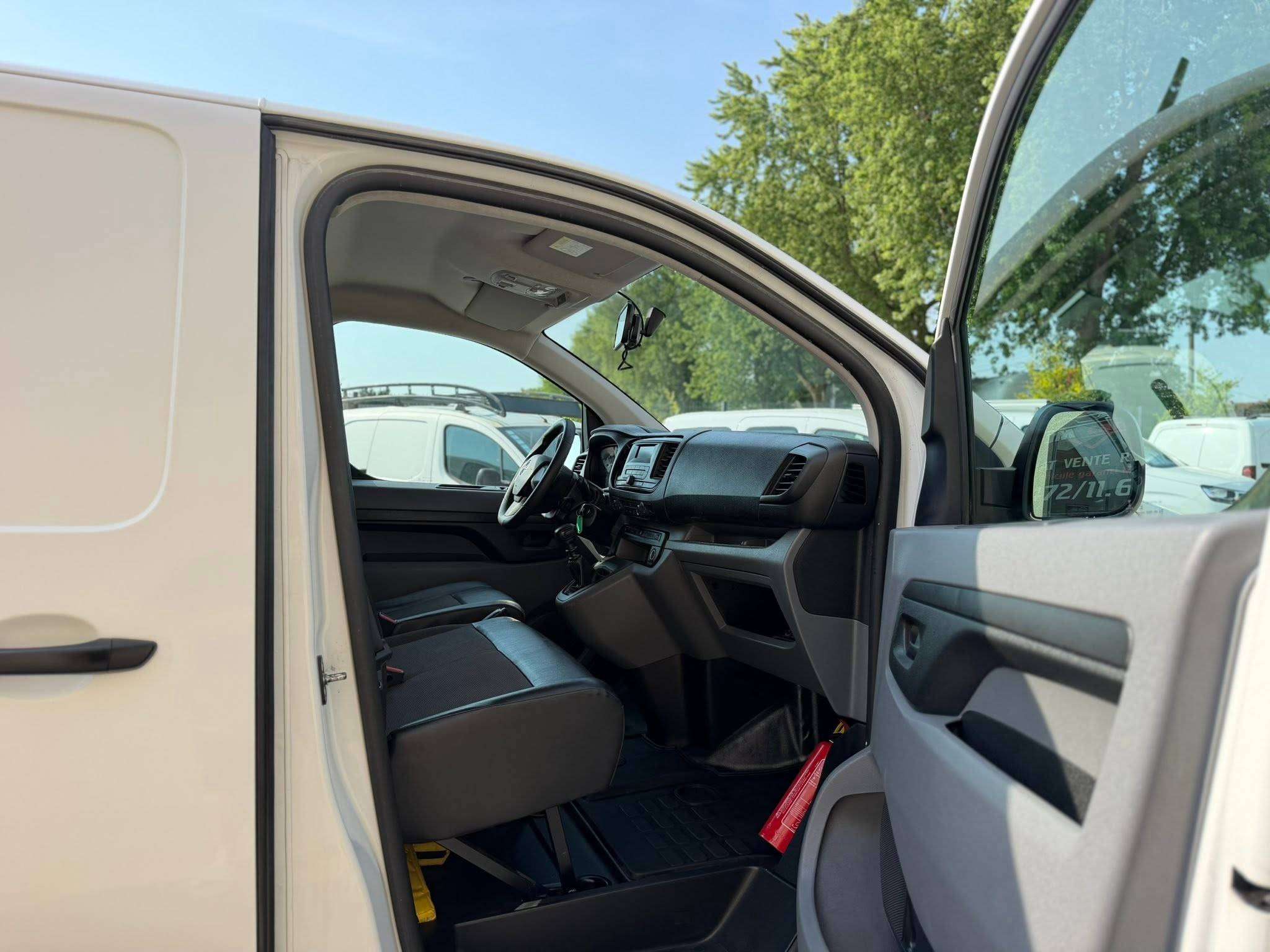 Opel Vivaro 1.5 TD L3H1 (EU6.2)