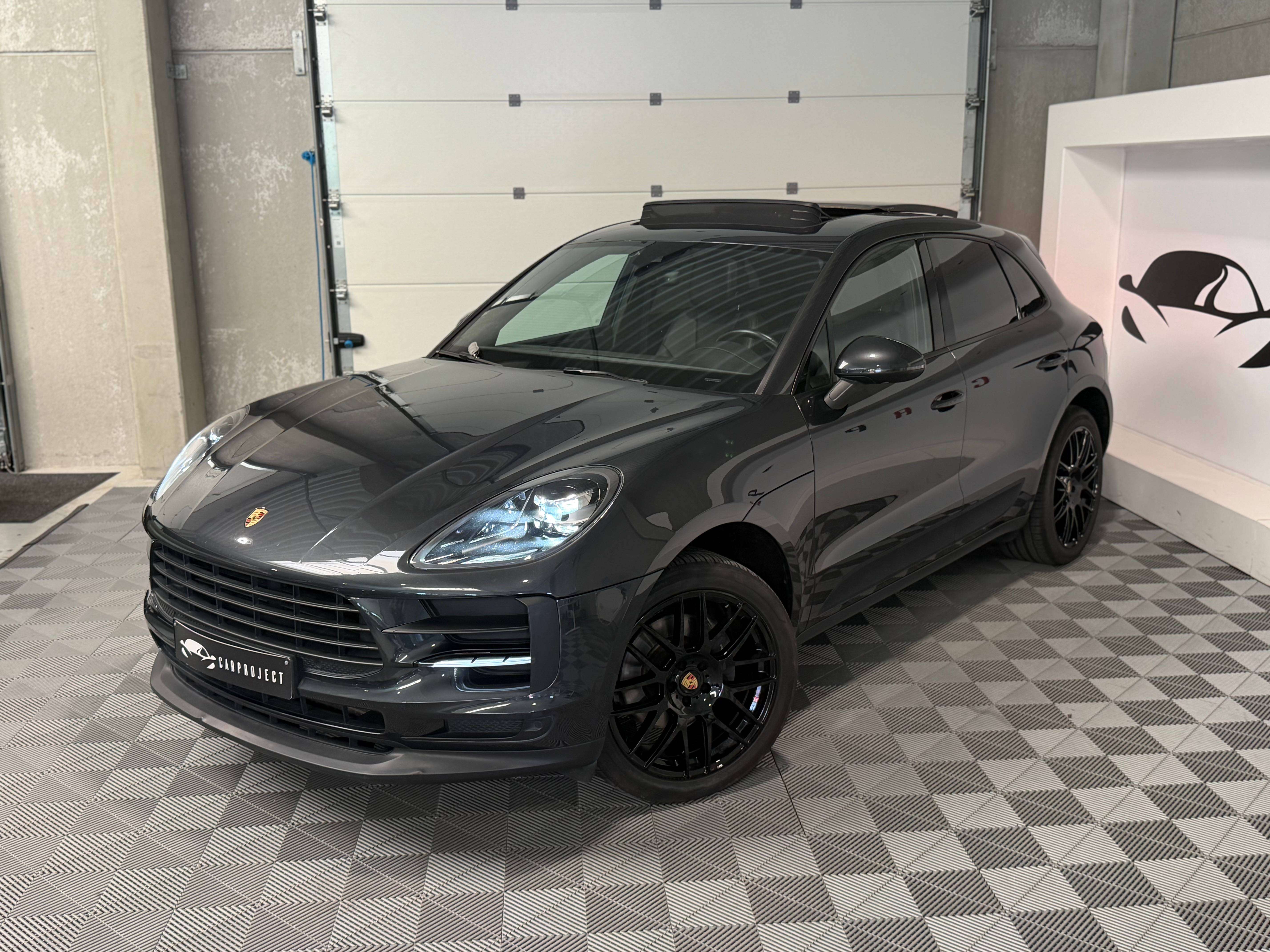Porsche Macan 2.0 Turbo PDK, Toit Ouvrant, Apple Car-Play, Camera de recul