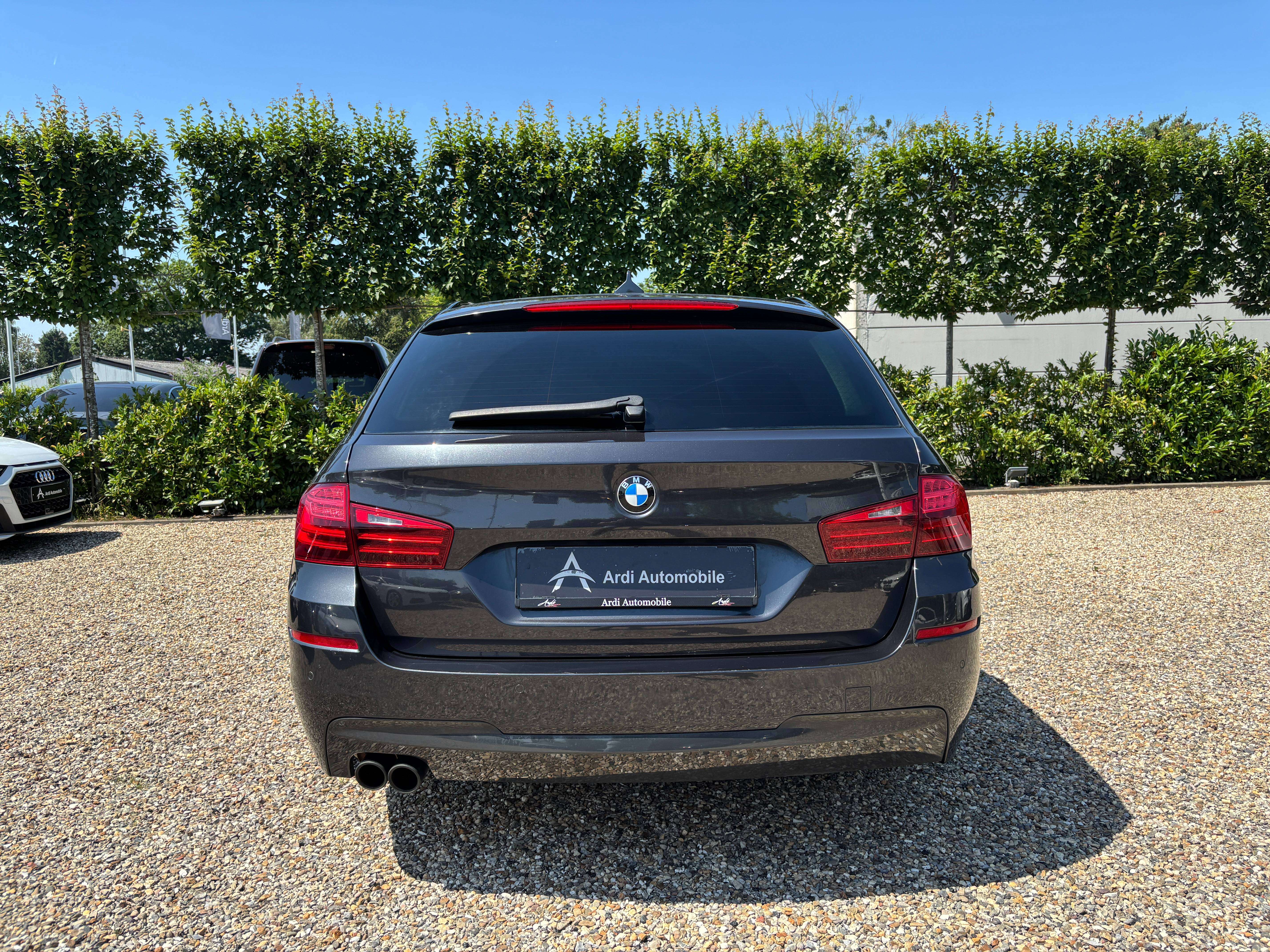 BMW 520 dA Touring *PACK M*SIEGE CHAUFF*FRONT ASSIST*LED*GARANTIE*