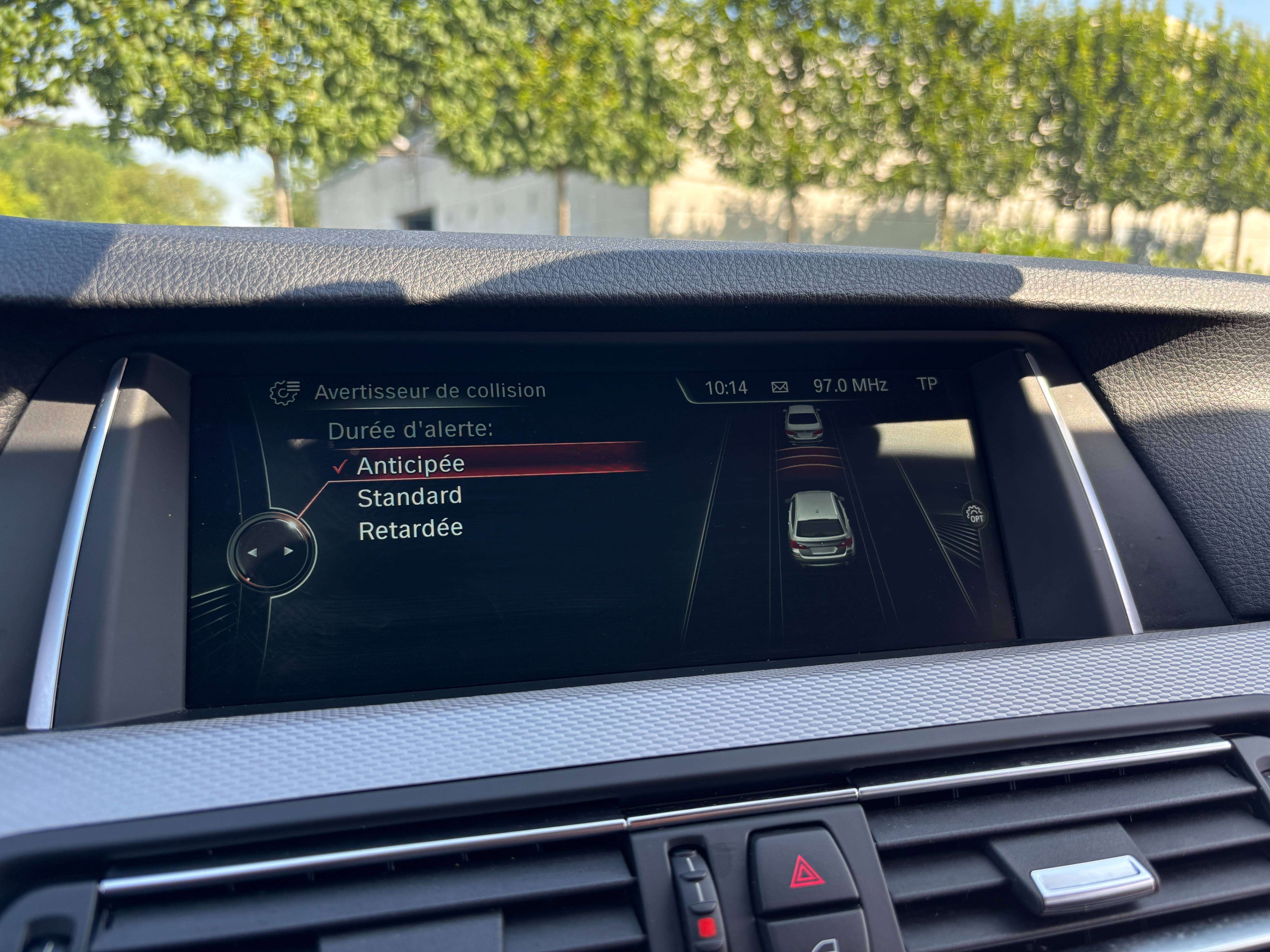 BMW 520 dA Touring *PACK M*SIEGE CHAUFF*FRONT ASSIST*LED*GARANTIE*