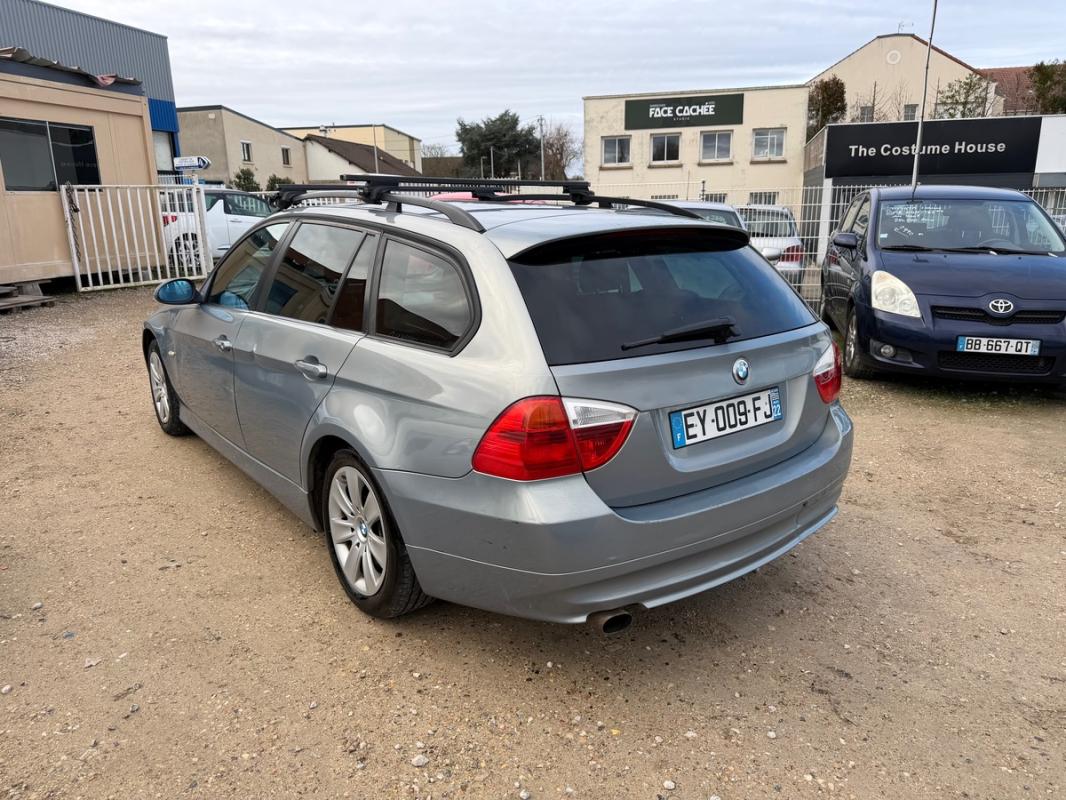 Bmw Serie 3 I E91 BOITE MANUELLE ESSENCE BOUGIES ET BOBINES A REMPLACER