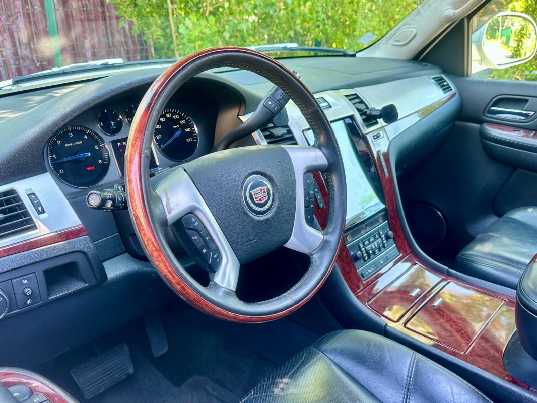 Cadillac Escalade 6.2 V8 E85 Sport Luxury A