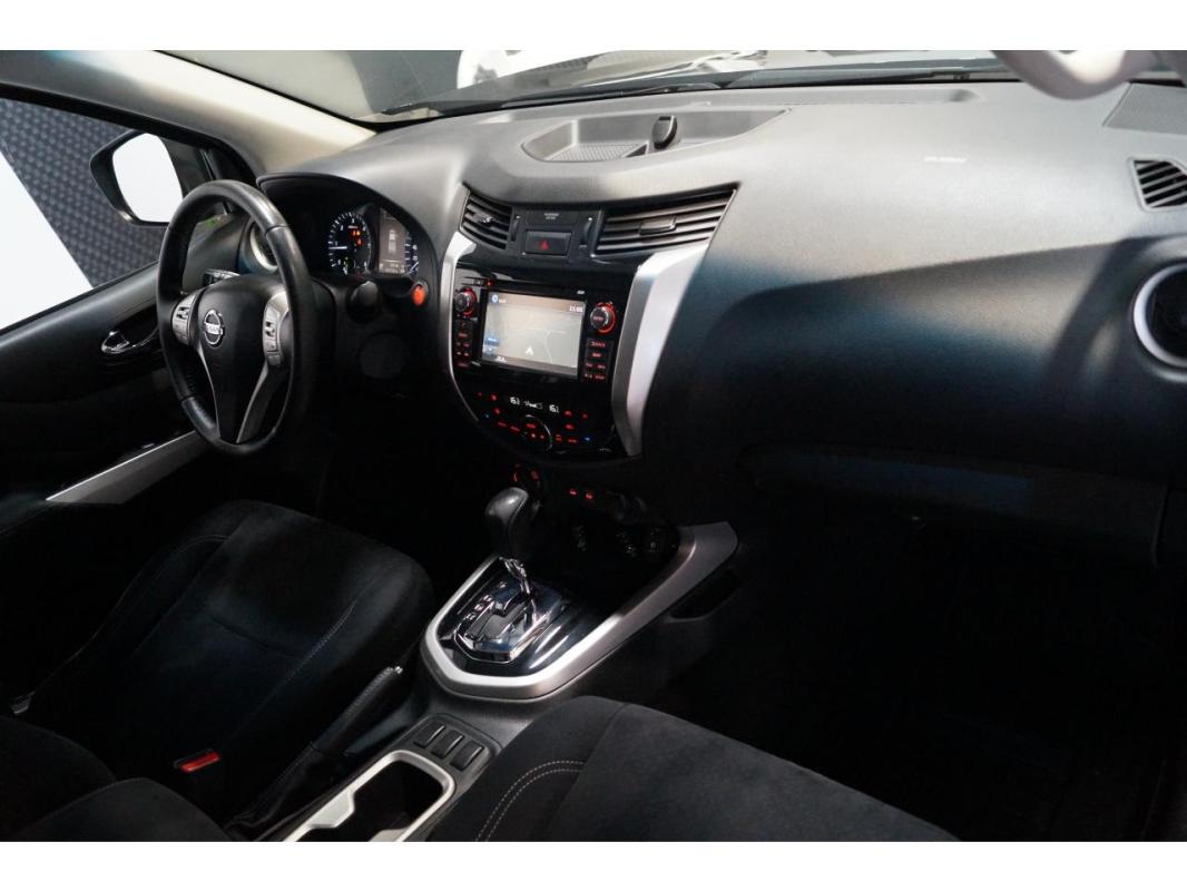 Nissan Navara NP300 2.3 dCi - 190 BVA Euro 6 PICK UP DOUBLE CABINE Double-Cab Tekna