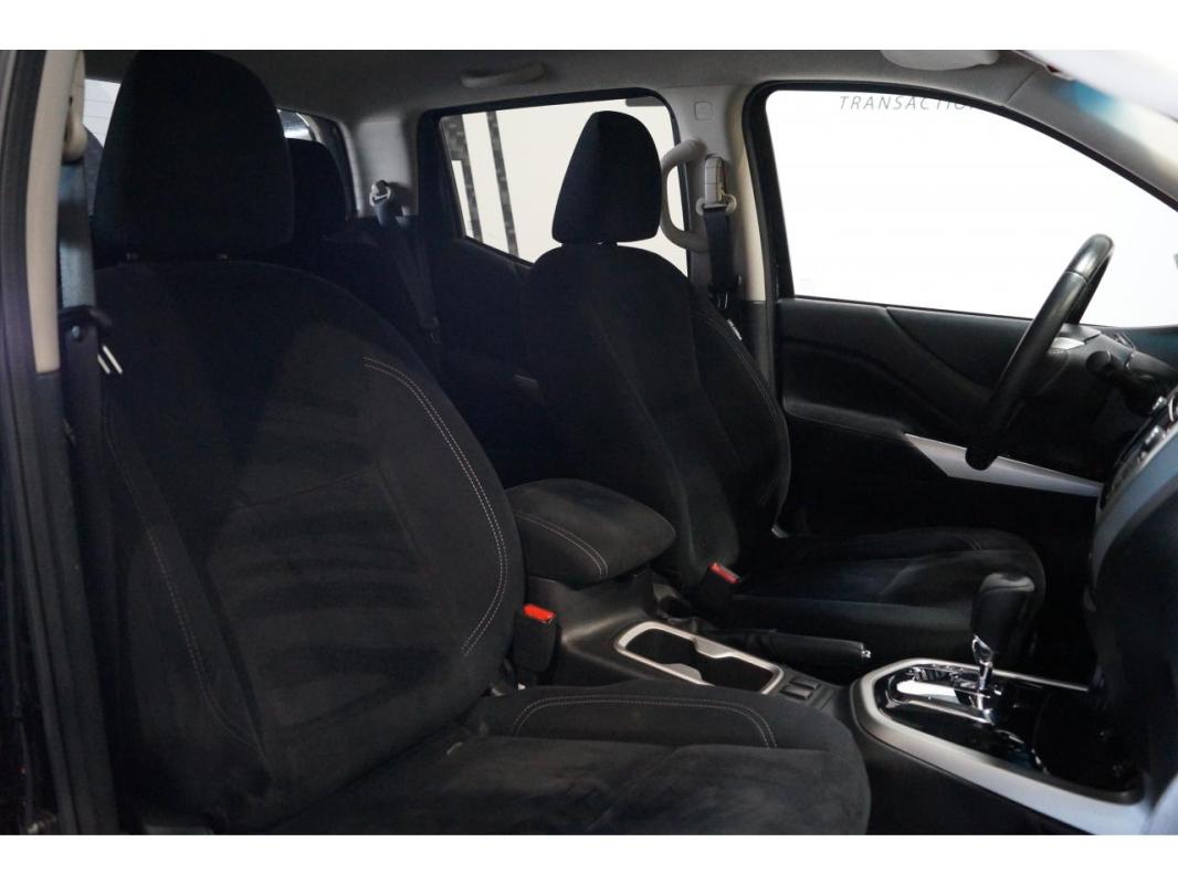 Nissan Navara NP300 2.3 dCi - 190 BVA Euro 6 PICK UP DOUBLE CABINE Double-Cab Tekna