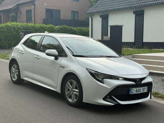 Toyota Corolla Corolla Hybrid 1.8 Premium e-CVT / Boite auto / Front assist / Lane assist / Led / ...