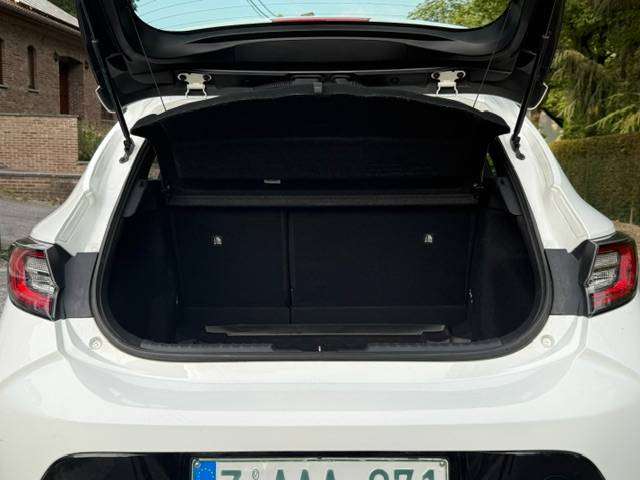 Toyota Corolla Corolla Hybrid 1.8 Premium e-CVT / Boite auto / Front assist / Lane assist / Led / ...
