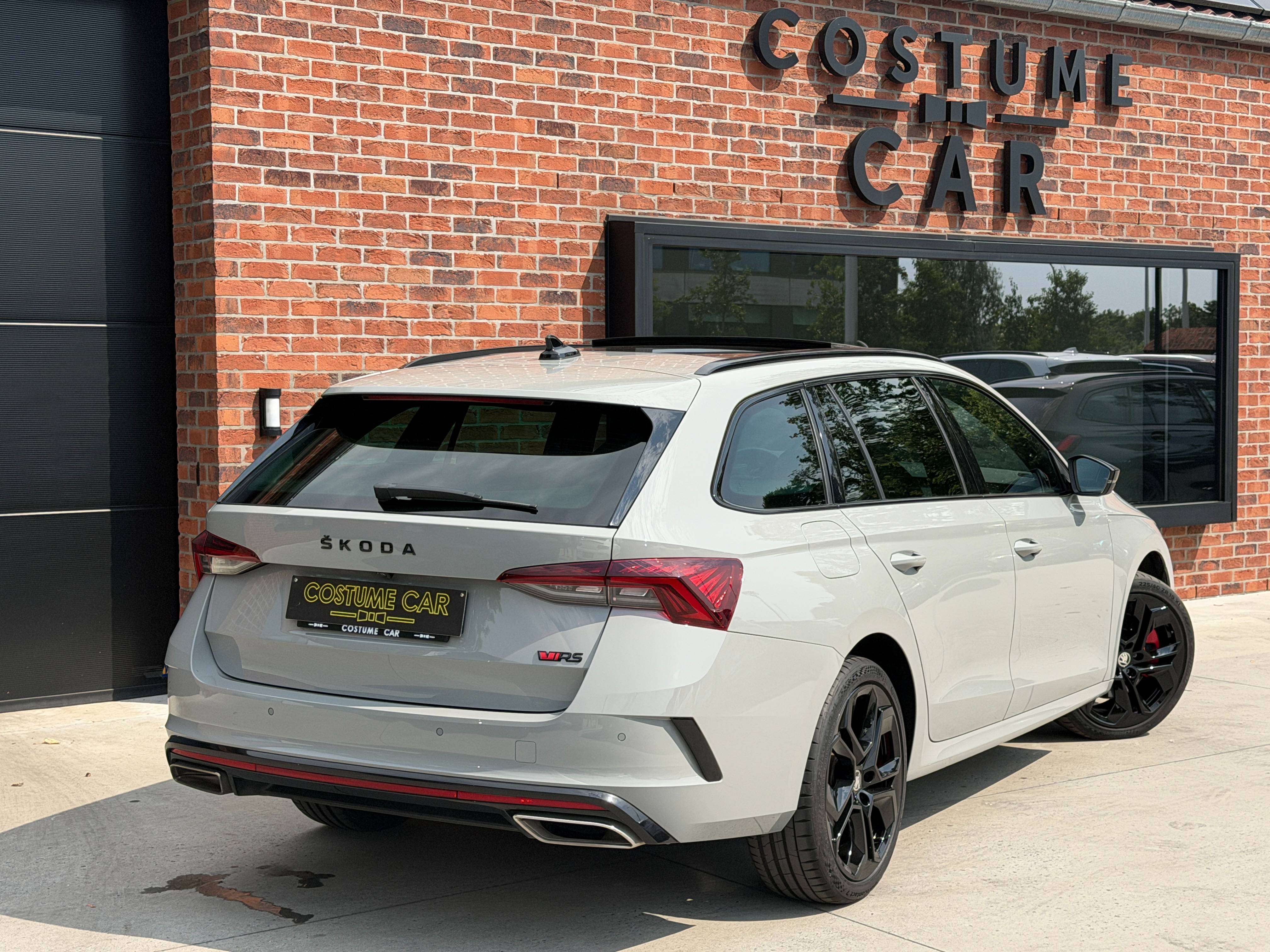 Skoda Octavia RS - Toit ouvrant - Sg chauff - Eclairage d'ambiance - Caméra