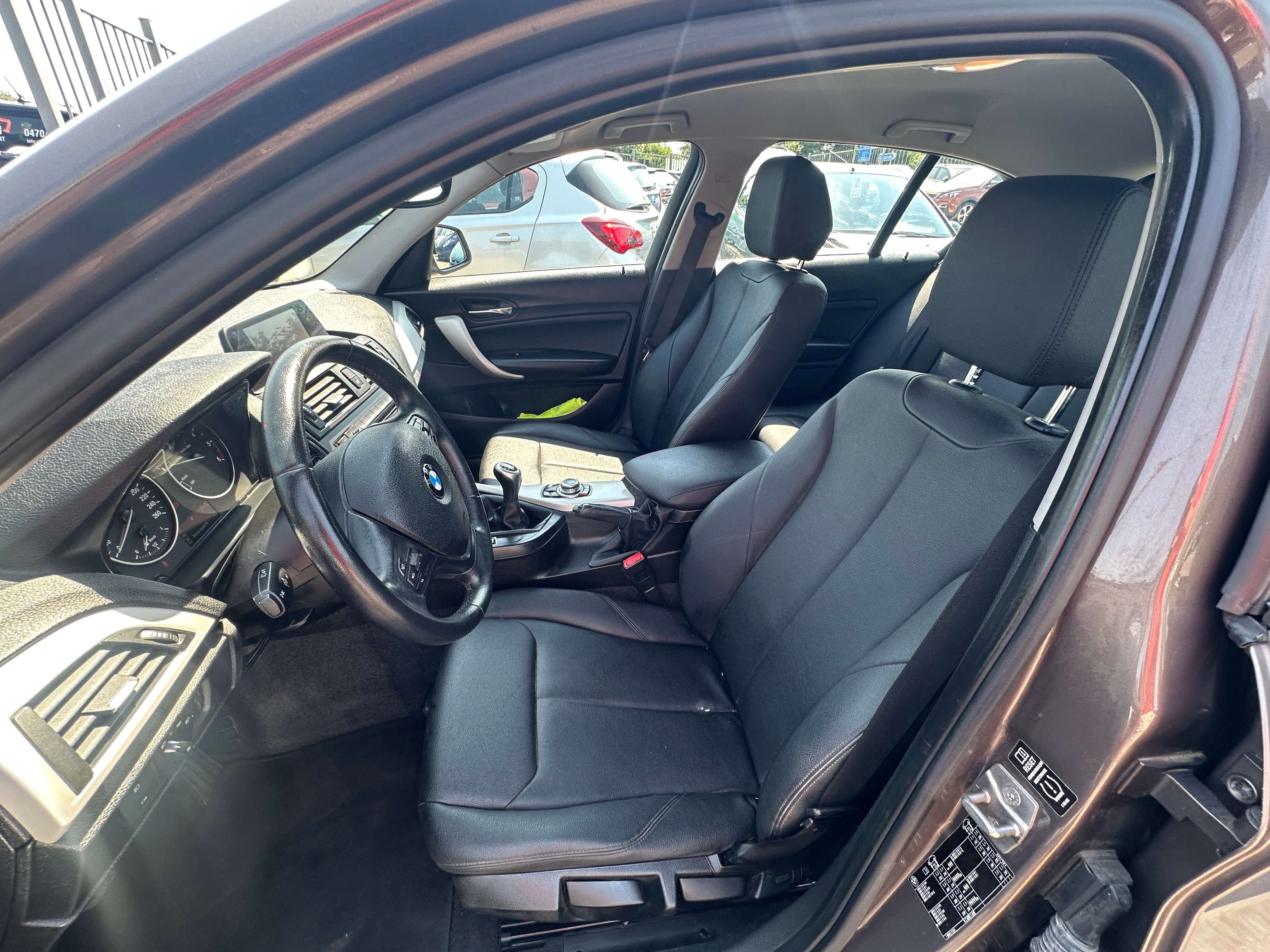 BMW 118 d * GARANTIE 12 MOIS *