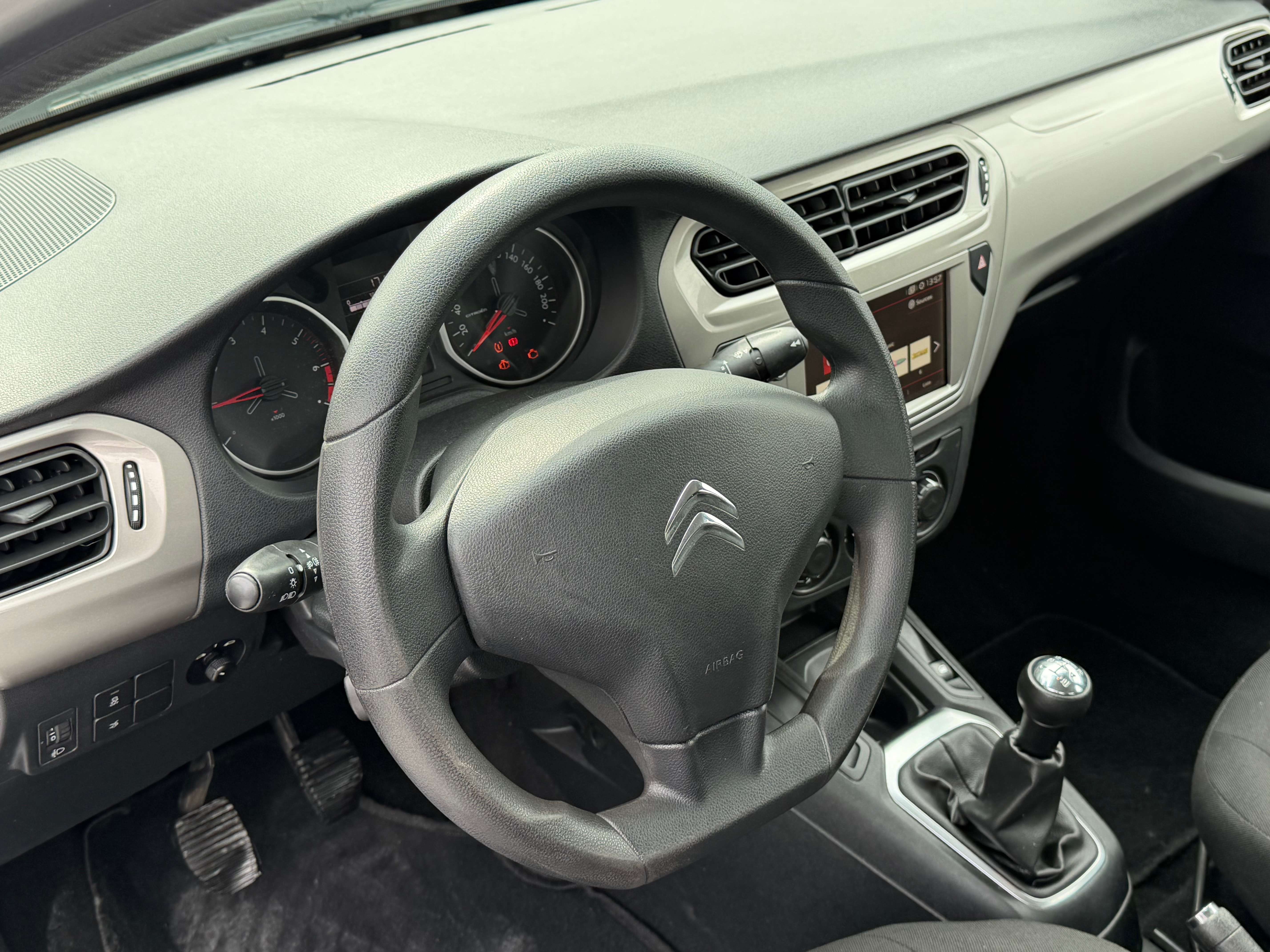 Citroen C-Elysée 1.2i - Caméra - Navigation - Euro 6b