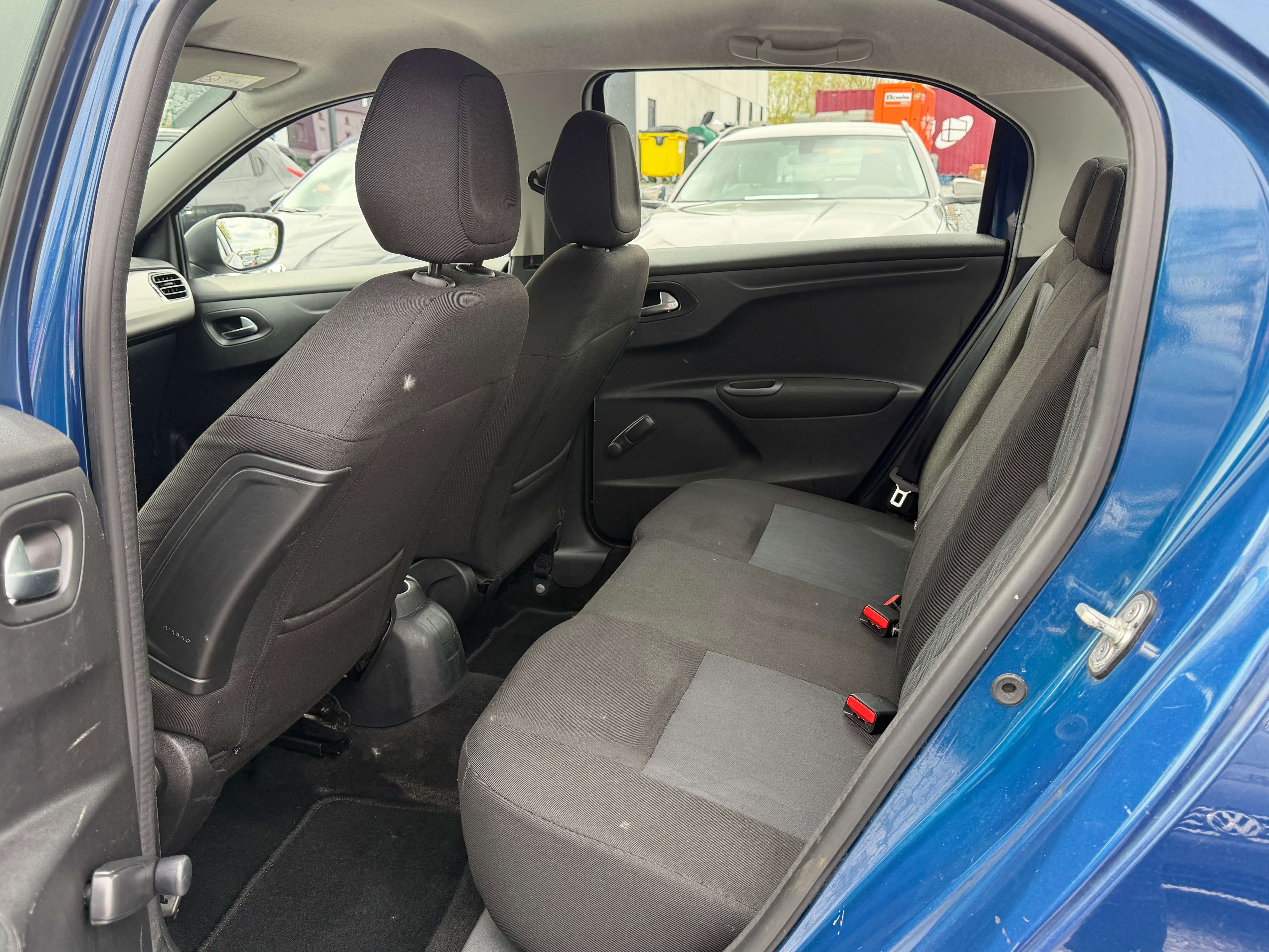 Citroen C-Elysée 1.2i - Caméra - Navigation - Euro 6b