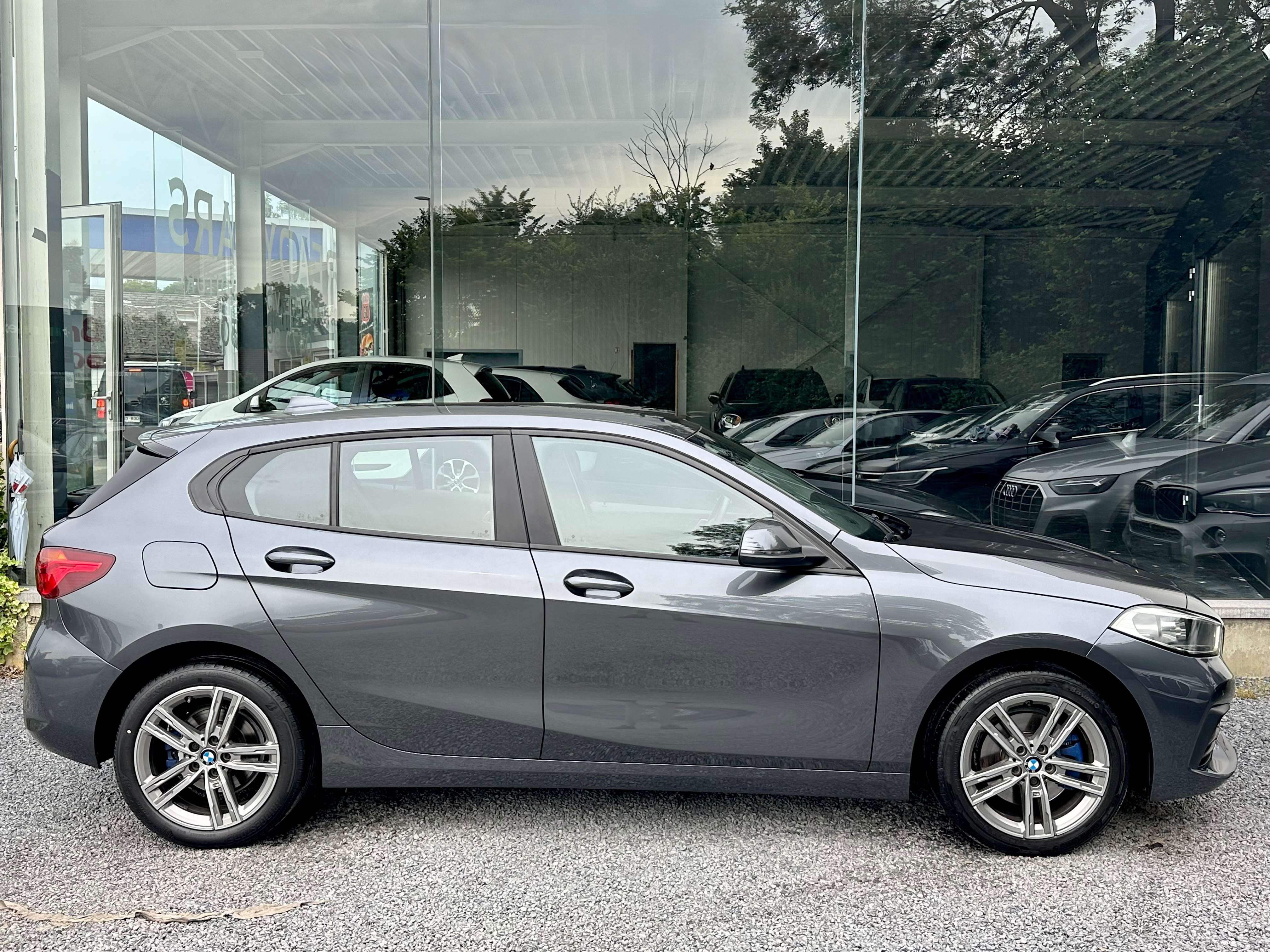 BMW 118 1.5*LOOK M SPORT*EXCELLENT ETAT*CARPLAY*GARANTIE