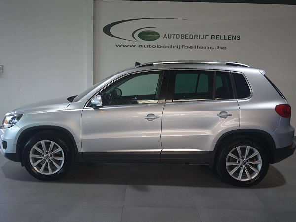 Volkswagen Tiguan Tiguan 1.4 TSI Comfortline BMT / LEDER / NAVI / PANORAMA