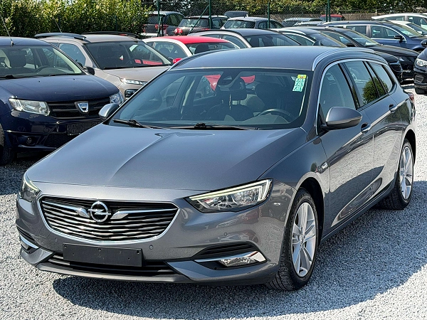 Opel Insignia Sports Tourer 1.6 CDTI - Navigation - Euro 6c