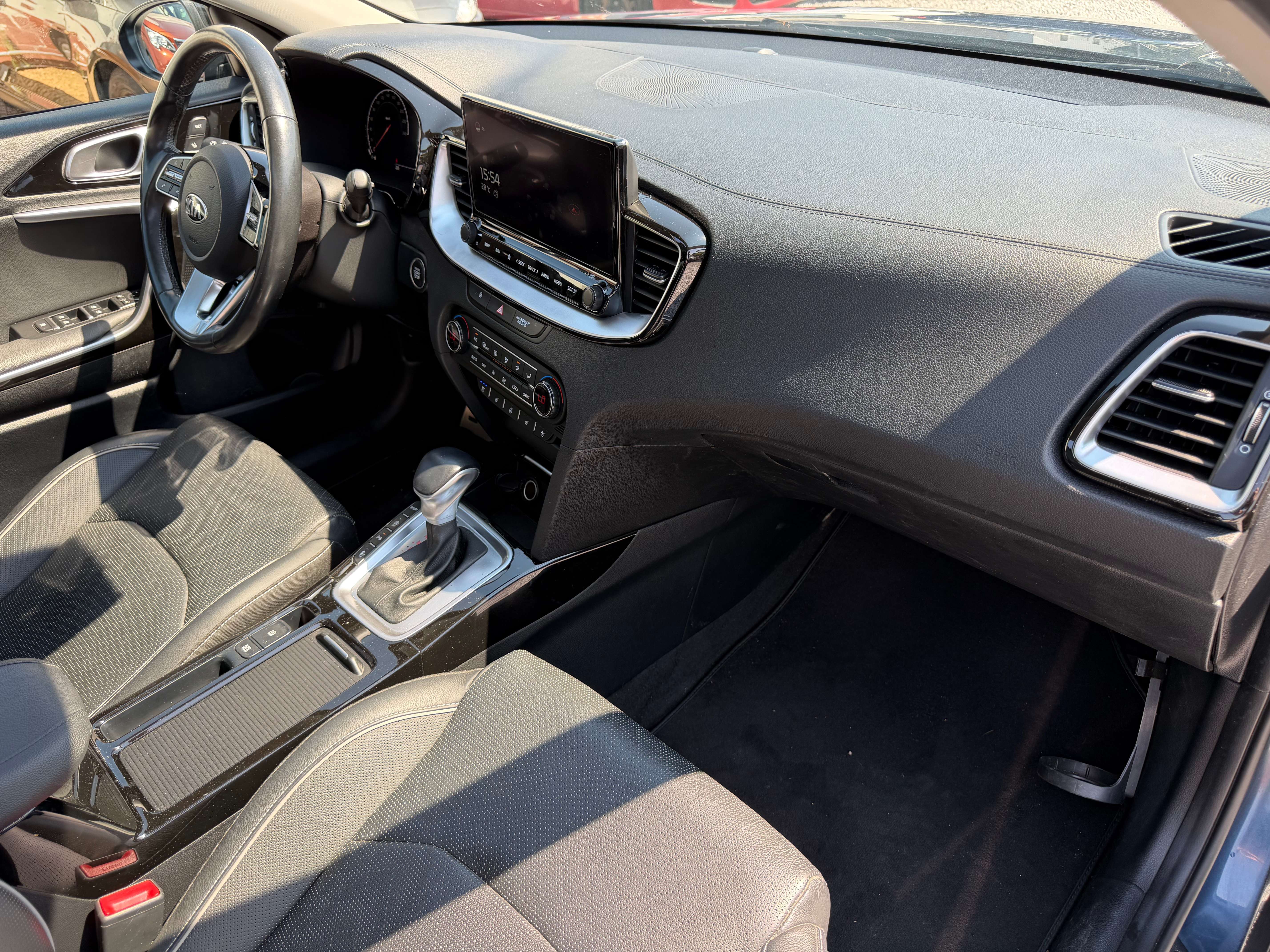 Kia XCeed 1.6 CRDi - Automatique - Toit Panoramique - Full Options