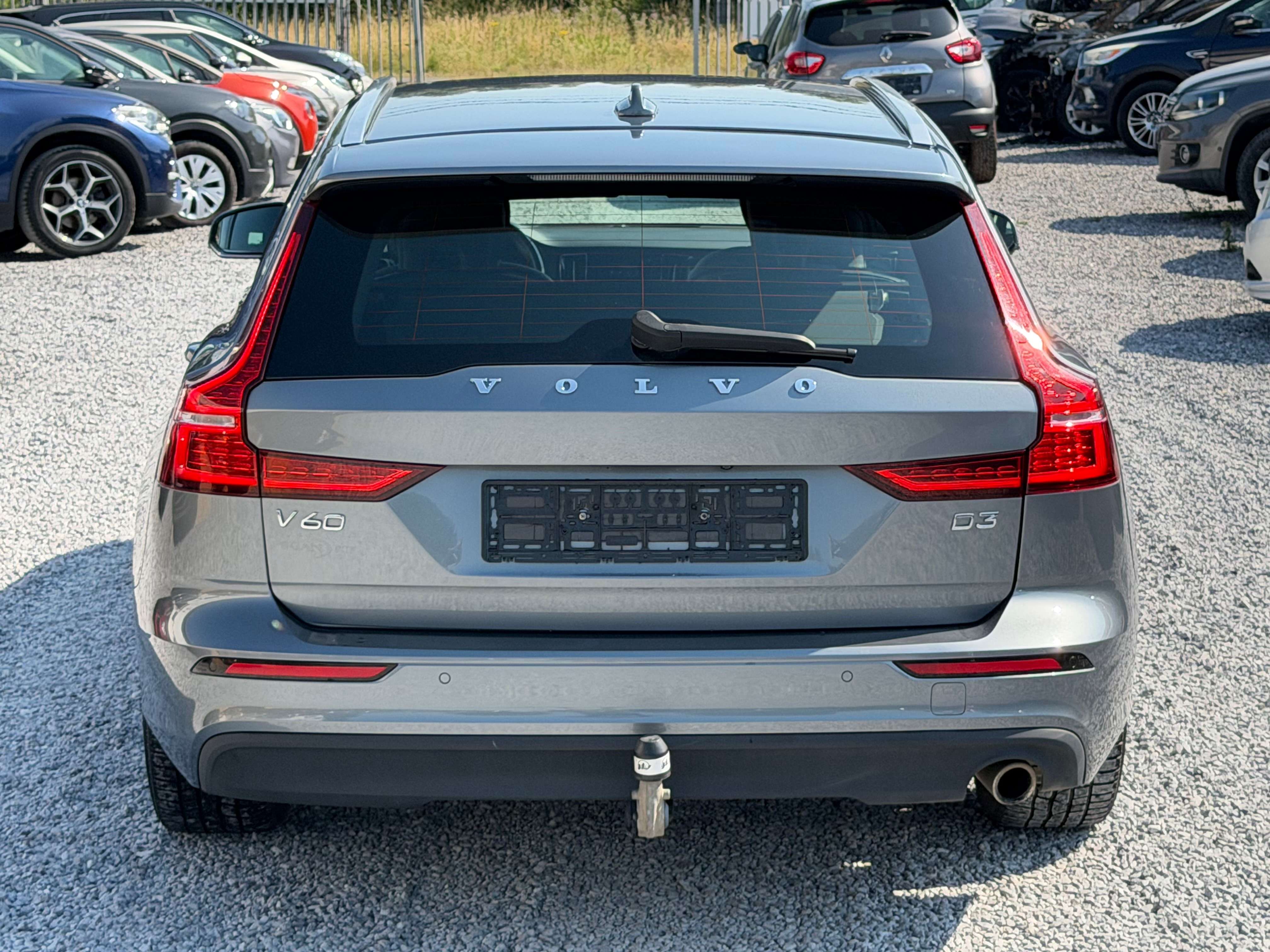 Volvo V60 2.0 D3 AWD Geartronic - Full LED - Cuir - Navigation - Caméra