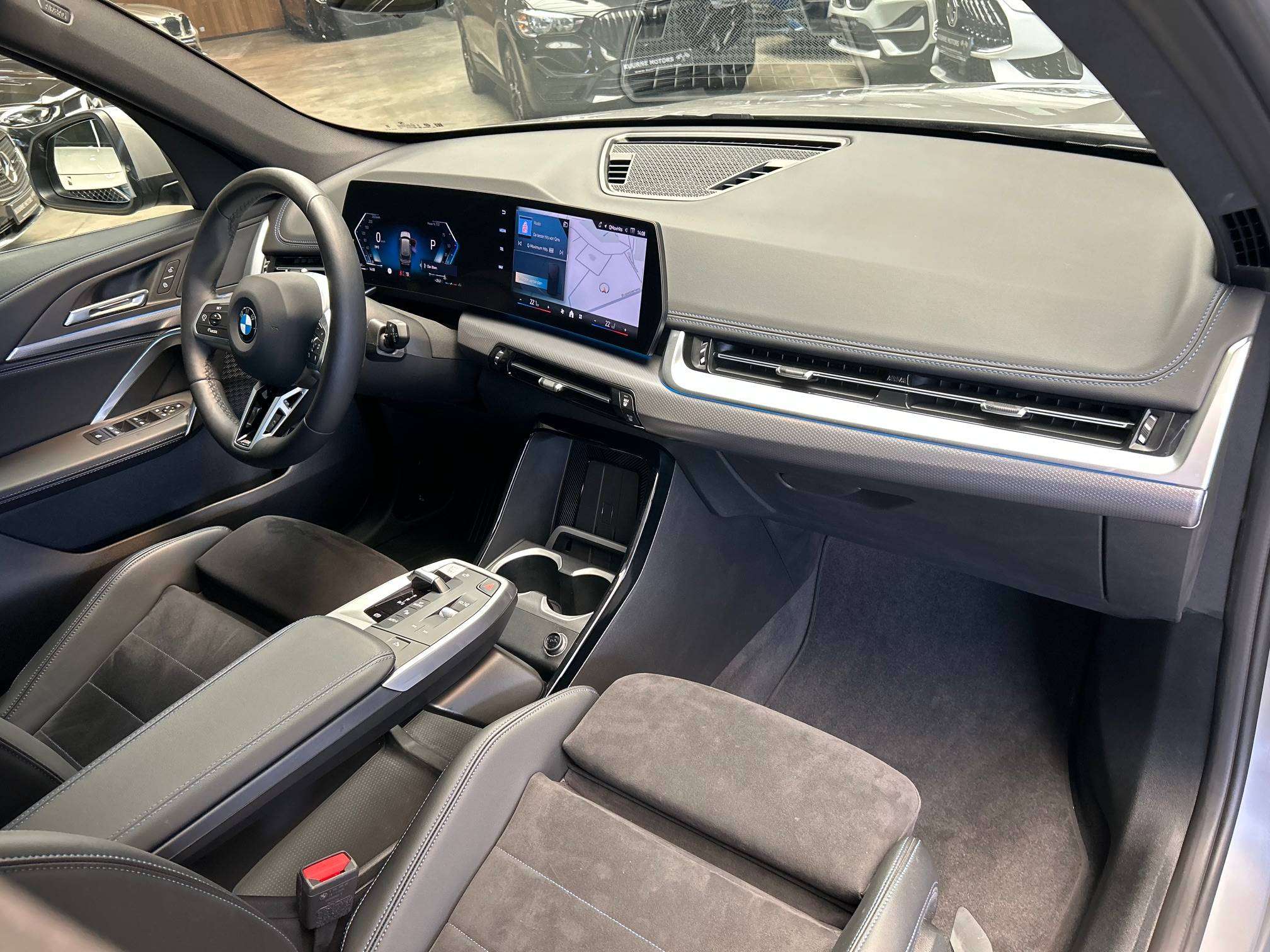 BMW X1 sDrive18iA M Pack Alu18"/Led/Keyless/Cam/Pdc/VerwZet *2j garantie*