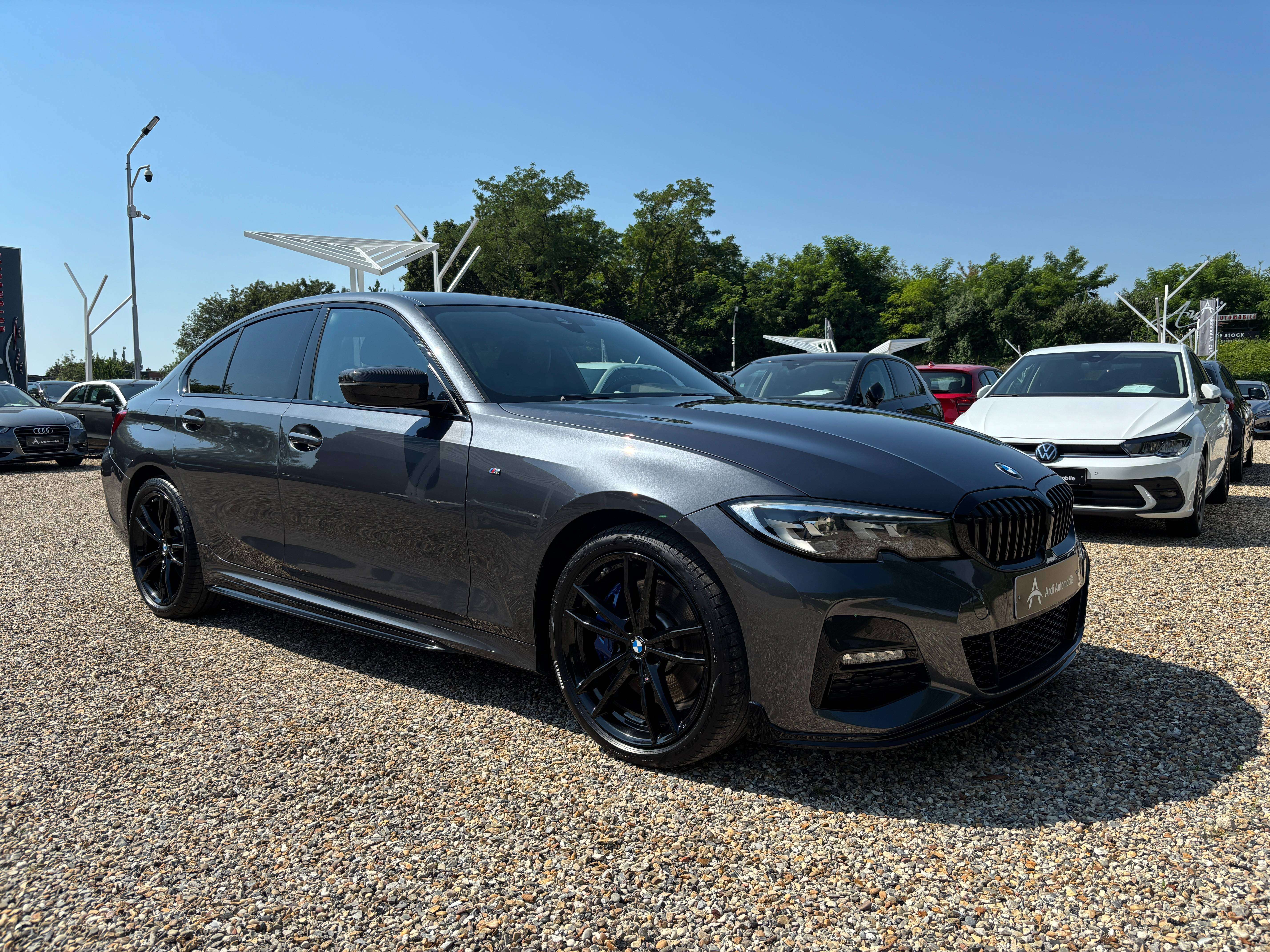 BMW 330 eA PHEV *PACK M*CARPLAY*HARMAN/KARDON*1ER PROPRIO*GARANTIE*