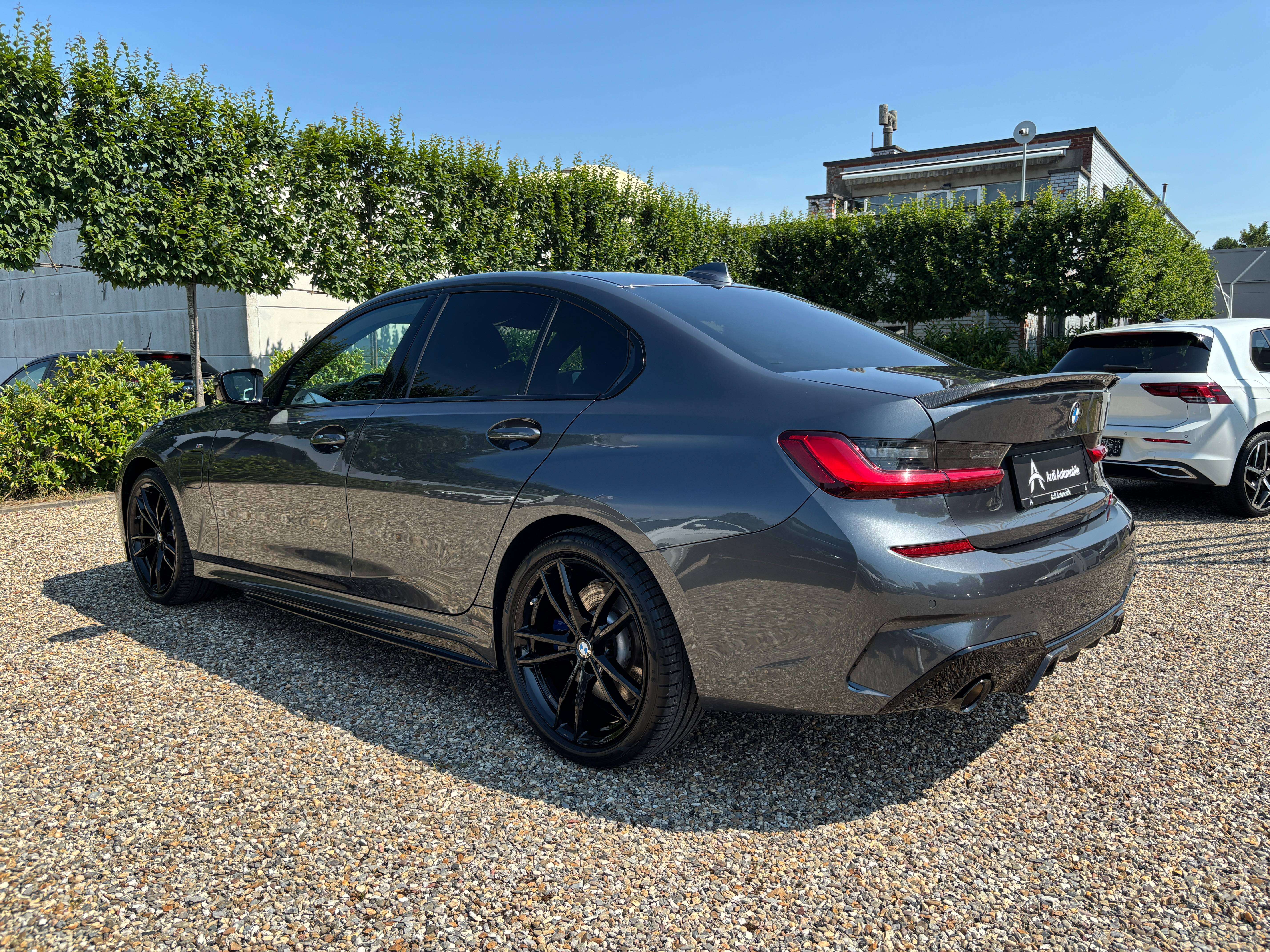 BMW 330 eA PHEV *PACK M*CARPLAY*HARMAN/KARDON*1ER PROPRIO*GARANTIE*