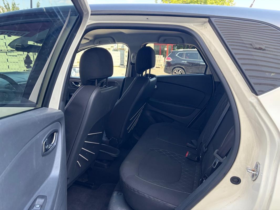 Renault Captur 1.5l dCi Energy Intens EMBRAYAGE NEUF KIT DISTRIBUTION FAITE GPS BLUETOOTH RADARS