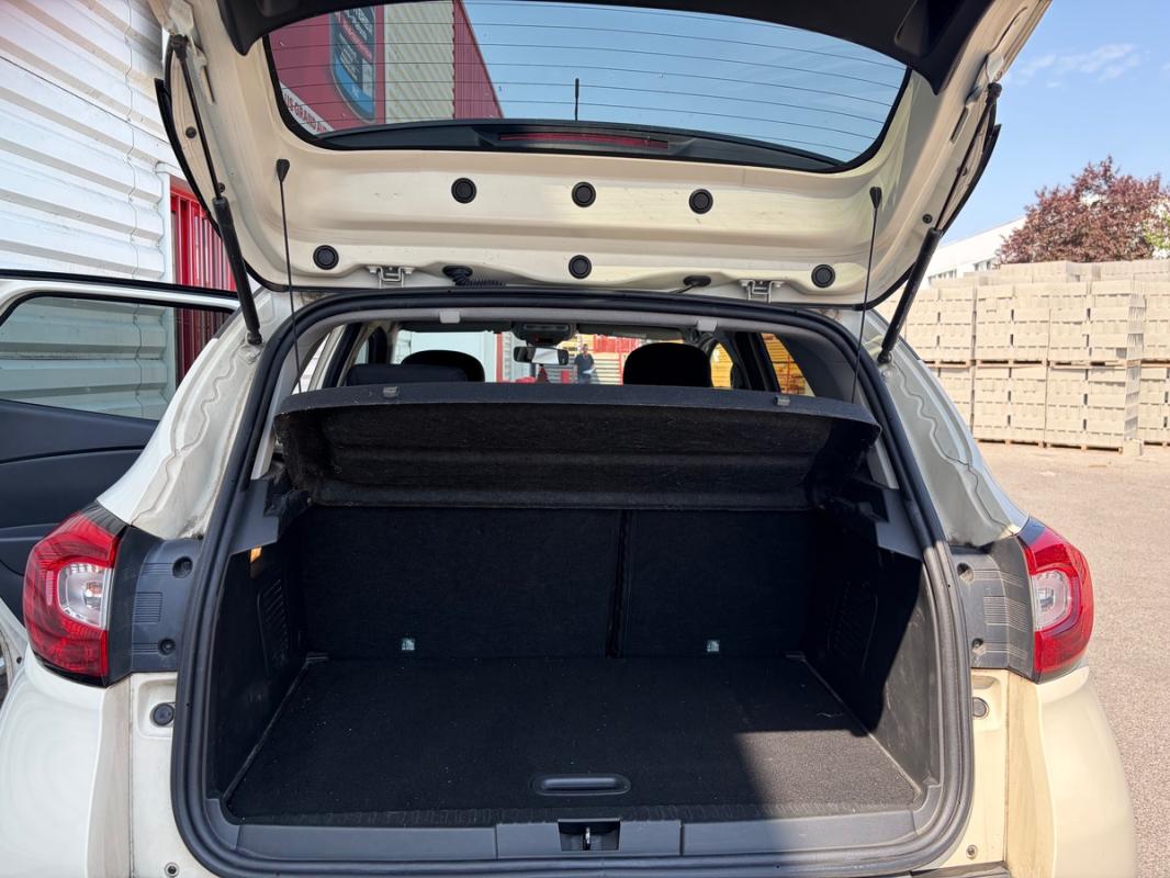 Renault Captur 1.5l dCi Energy Intens EMBRAYAGE NEUF KIT DISTRIBUTION FAITE GPS BLUETOOTH RADARS