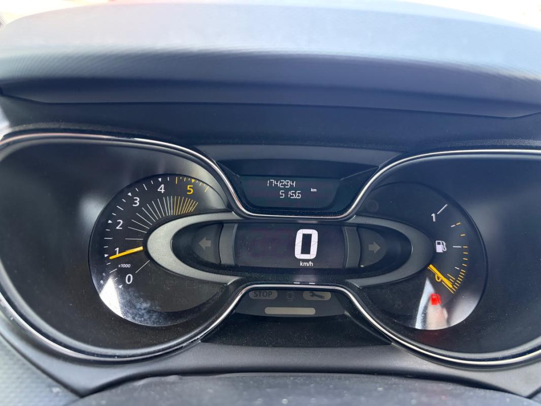 Renault Captur 1.5l dCi Energy Intens EMBRAYAGE NEUF KIT DISTRIBUTION FAITE GPS BLUETOOTH RADARS
