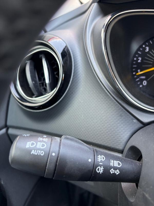 Renault Captur 1.5l dCi Energy Intens EMBRAYAGE NEUF KIT DISTRIBUTION FAITE GPS BLUETOOTH RADARS