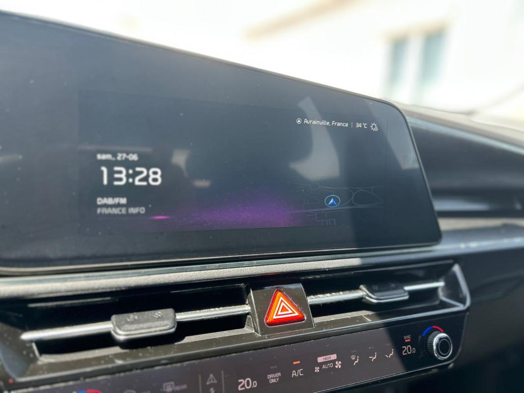 Kia Niro Premium DCT