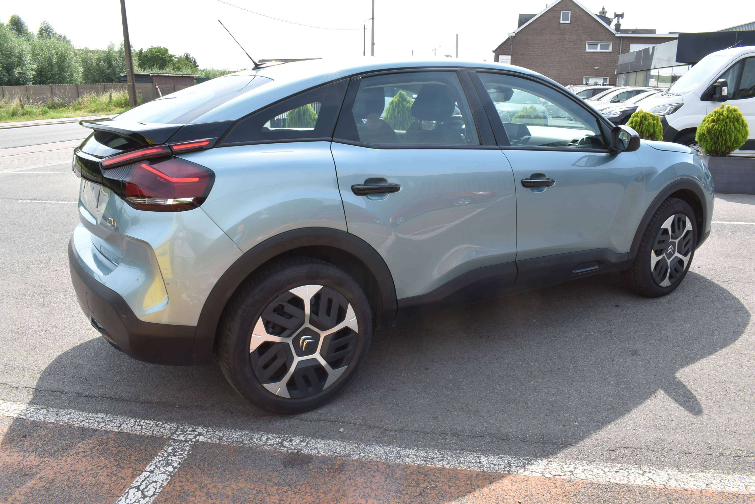 Citroen C4 1.2i Business GPS / CarPlay / Airco