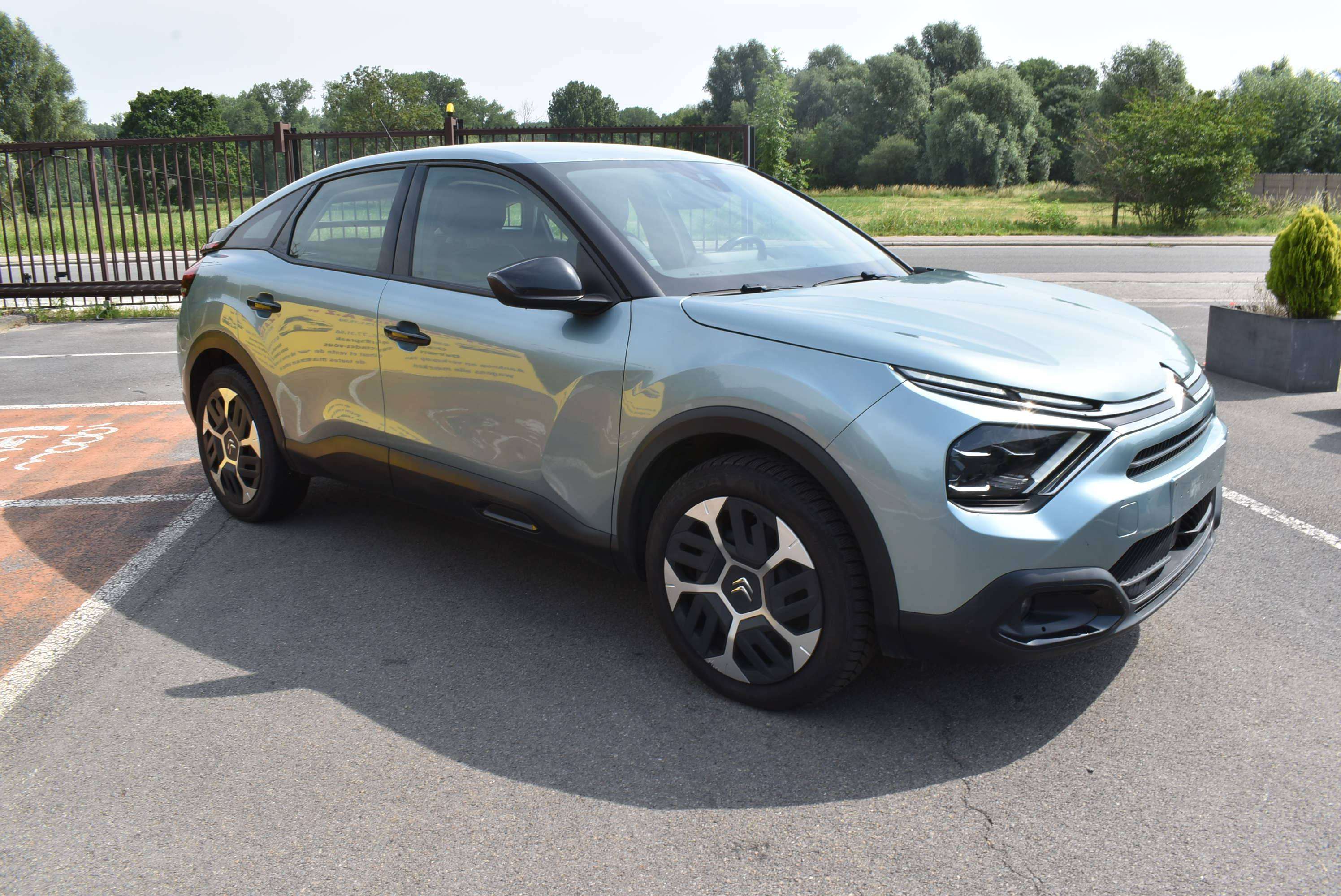 Citroen C4 1.2i Business GPS / CarPlay / Airco