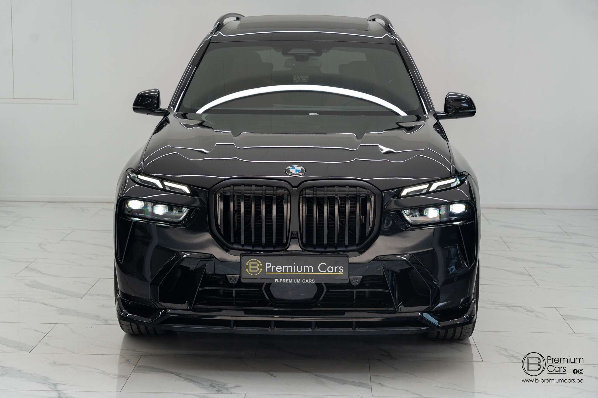 BMW X7 xDrive 40d M-pack pro bodykit! Acc, Hud, Massage!