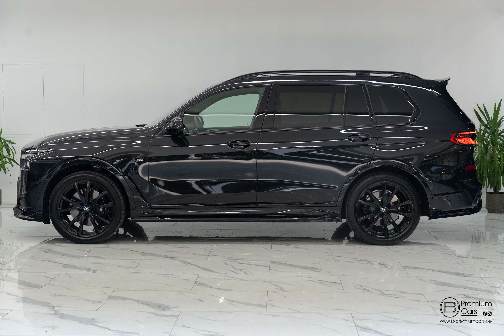 BMW X7 xDrive 40d M-pack pro bodykit! Acc, Hud, Massage!